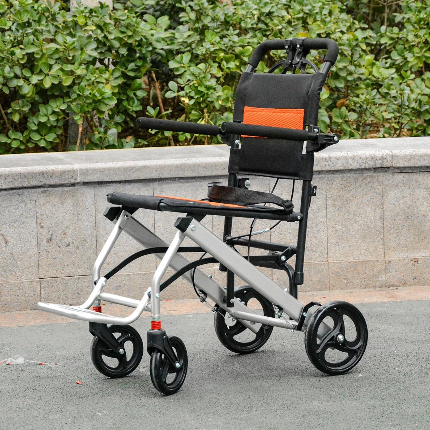 Silla de ruedas ultraligera de transporte  Silla de ruedas portátil plegable con freno de mano  Carros para viajes en avión de edad avanzada con