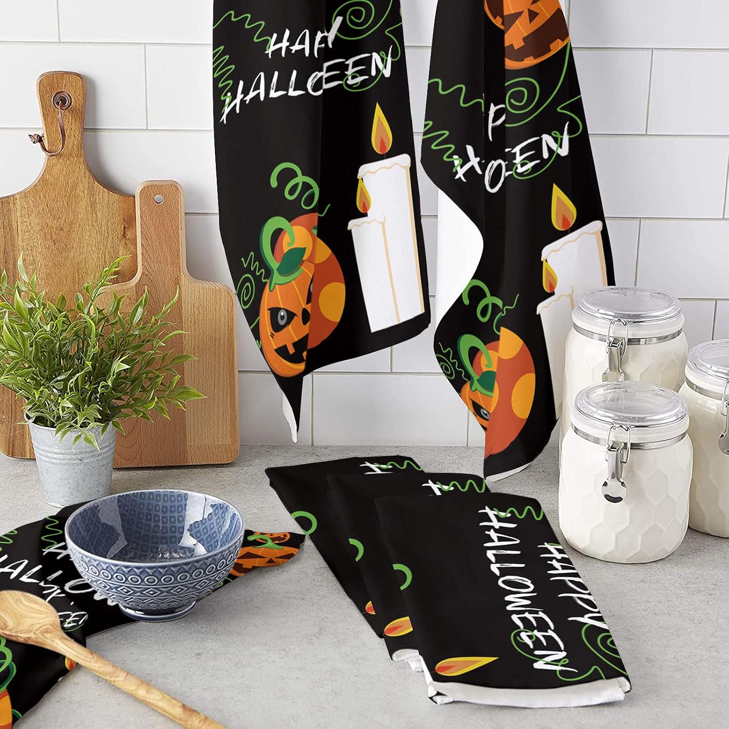2 Packs Kitchen Towels and Dishcloths Sets, Happy Halloween Pumpkin Jack O’Lanterns Candle 18 x28 Inch Cotton Dish Towel, Absorbent Quick Drying