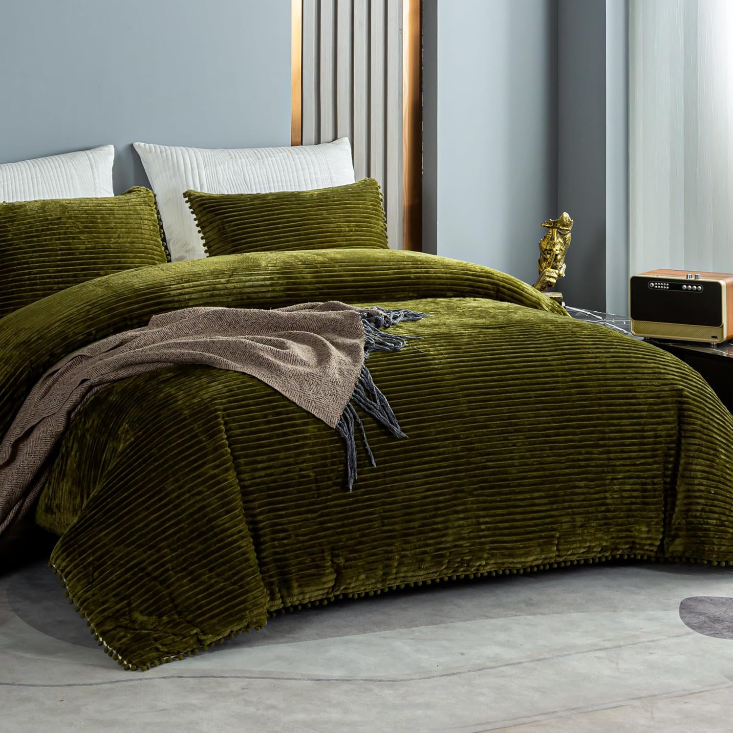 Juego de edredón de terciopelo verde oliva, edredón bohemio esponjoso de 3 piezas, reversible con flecos de pompones, juego de ropa de cama de forro