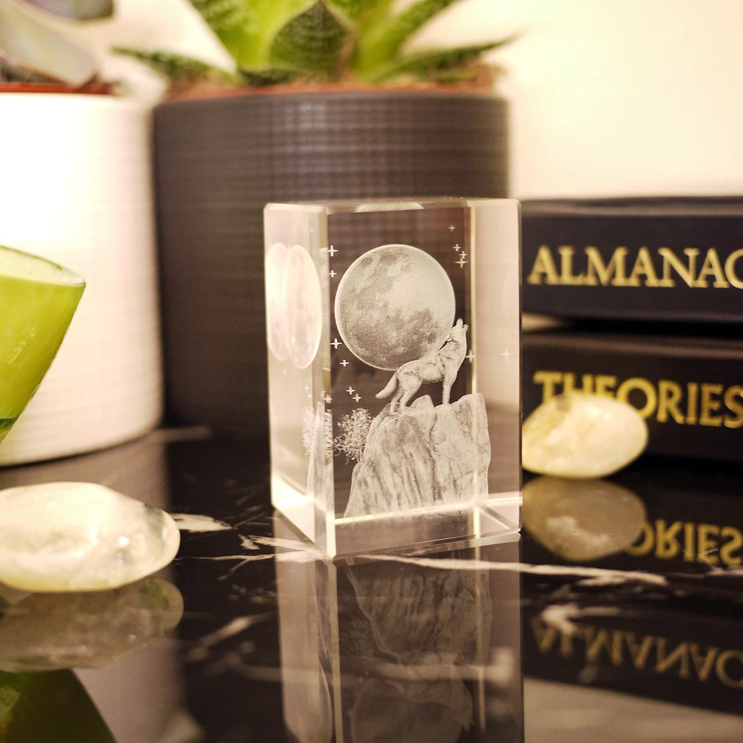 Regalo de lobo para decoración del hogar, cristal 3D K9 para amantes del lobo, lobo aullando en luna llena, figura grabada con láser en caja de