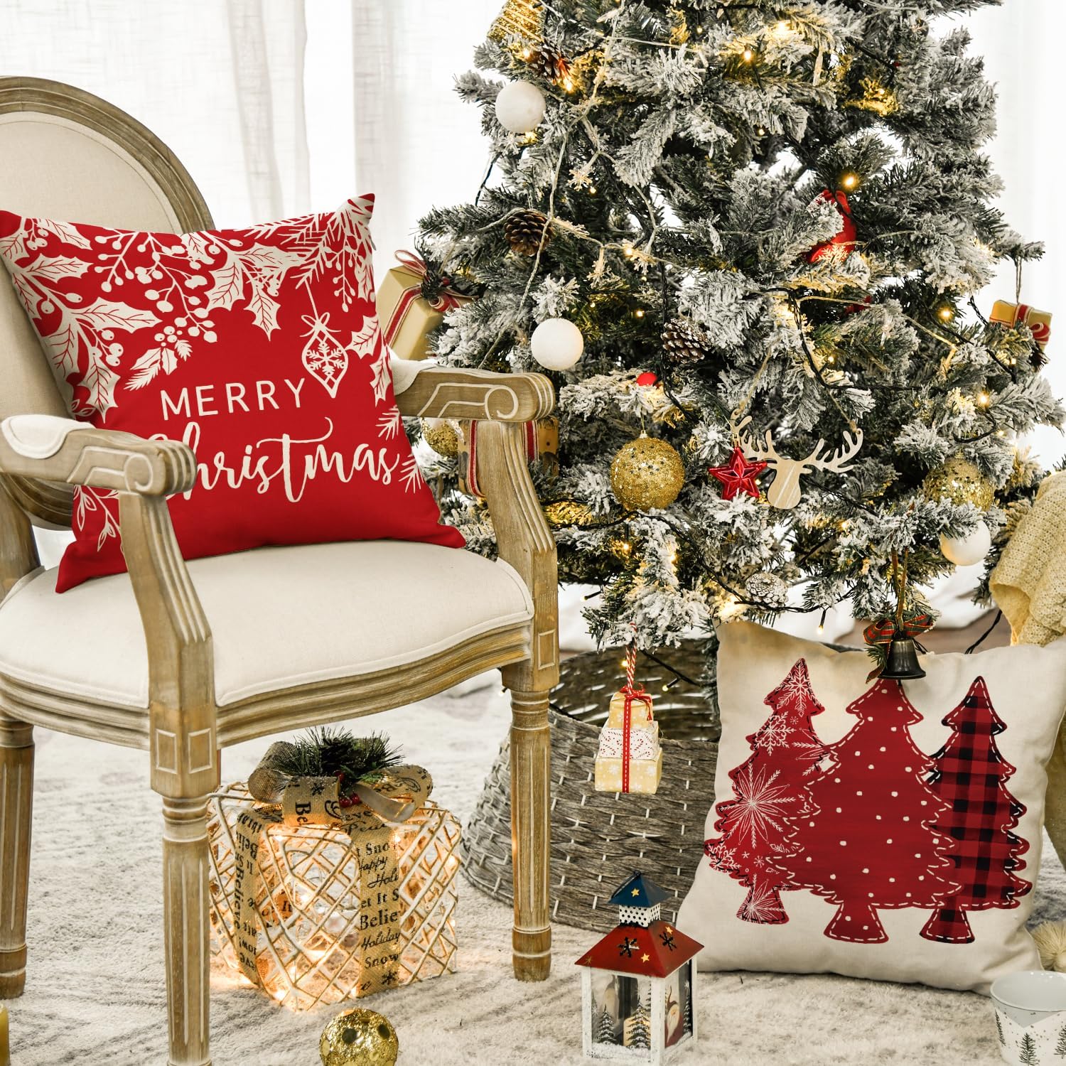 AVOIN colorlife Juego de 4 fundas de almohada rojas con árboles de Navidad, 18 x 18 pulgadas, decoración de Navidad y vacaciones de invierno para
