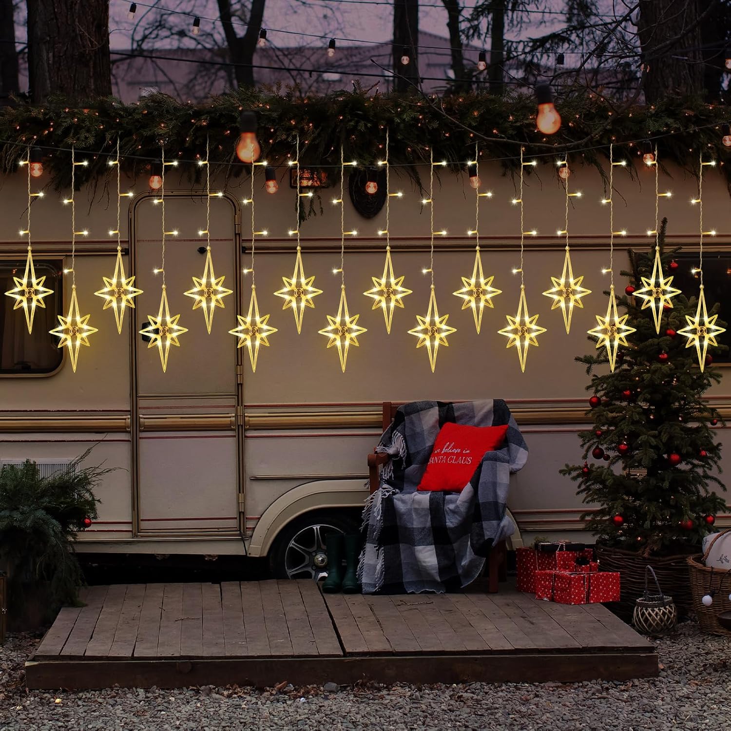 VIHOSE Guirnalda de luces de cortina de estrellas de Navidad, 138 LED, 16 luces Polaris para ventana, enchufables con 8 modos de luces colgantes