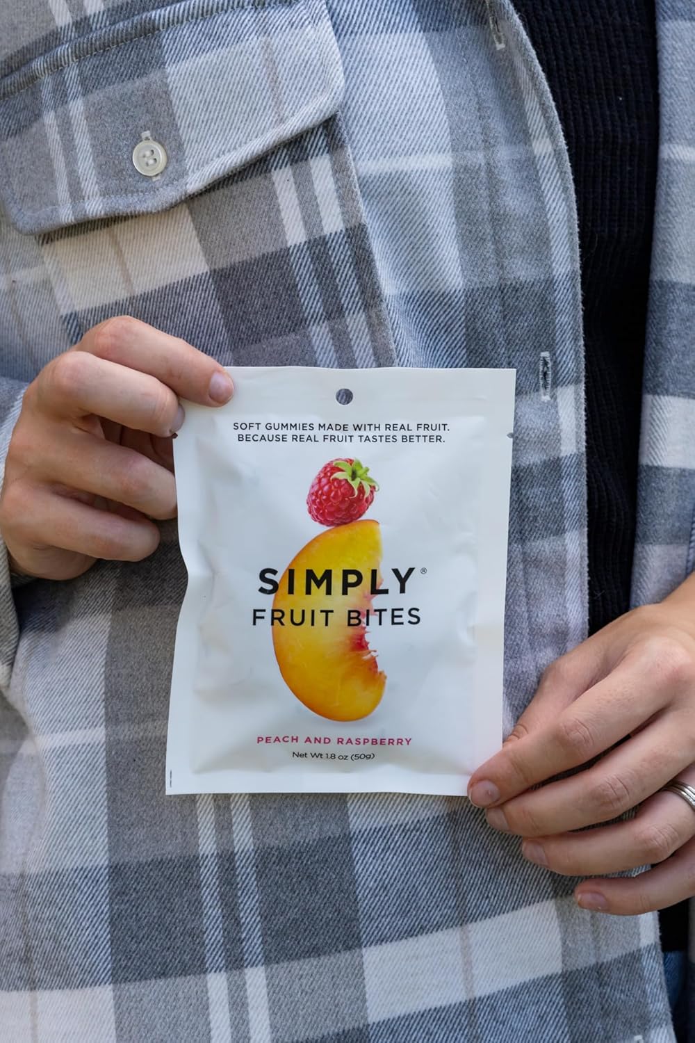 Simply Fruit Gummies  Hechas con fruta real, melocotón y frambuesa, 1.8 onzas (paquete de 8), sin azúcar de caña + sin gluten + Kosher