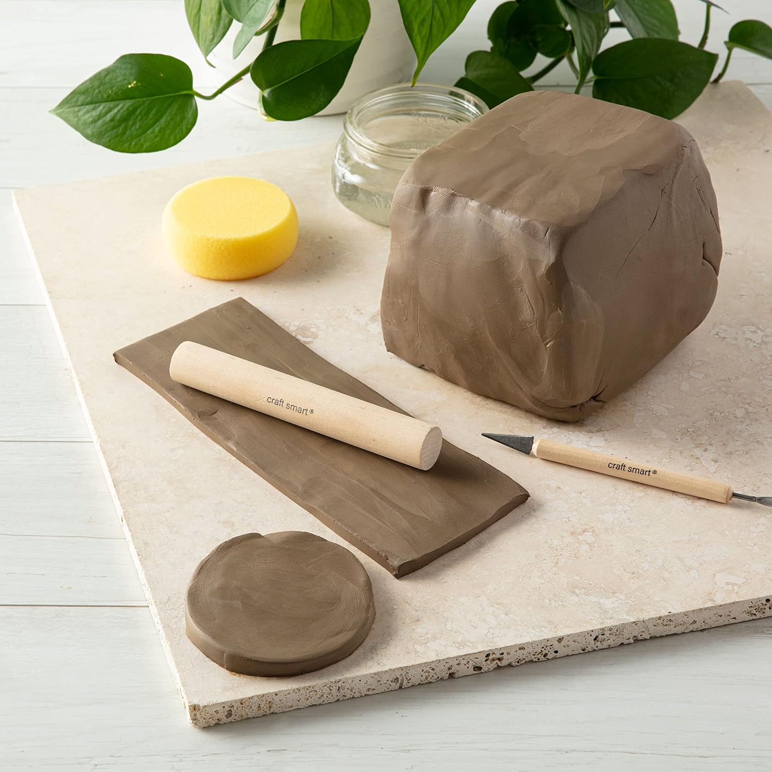 Arcilla natural seca al aire por Craft Smart – Arcilla no tóxica para modelar a mano, esculpir, cerámica, gris, 10 libras, paquete de 4 a granel