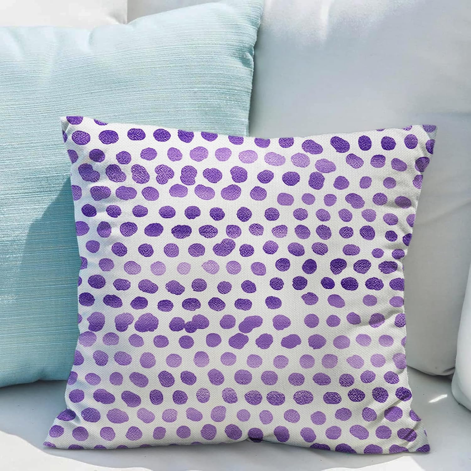 Juego de 2 fundas de almohada de lunares color violeta crema de 18 x 18 pulgadas, diseño bohemio para exteriores, diseño bohemio con pinceladas,