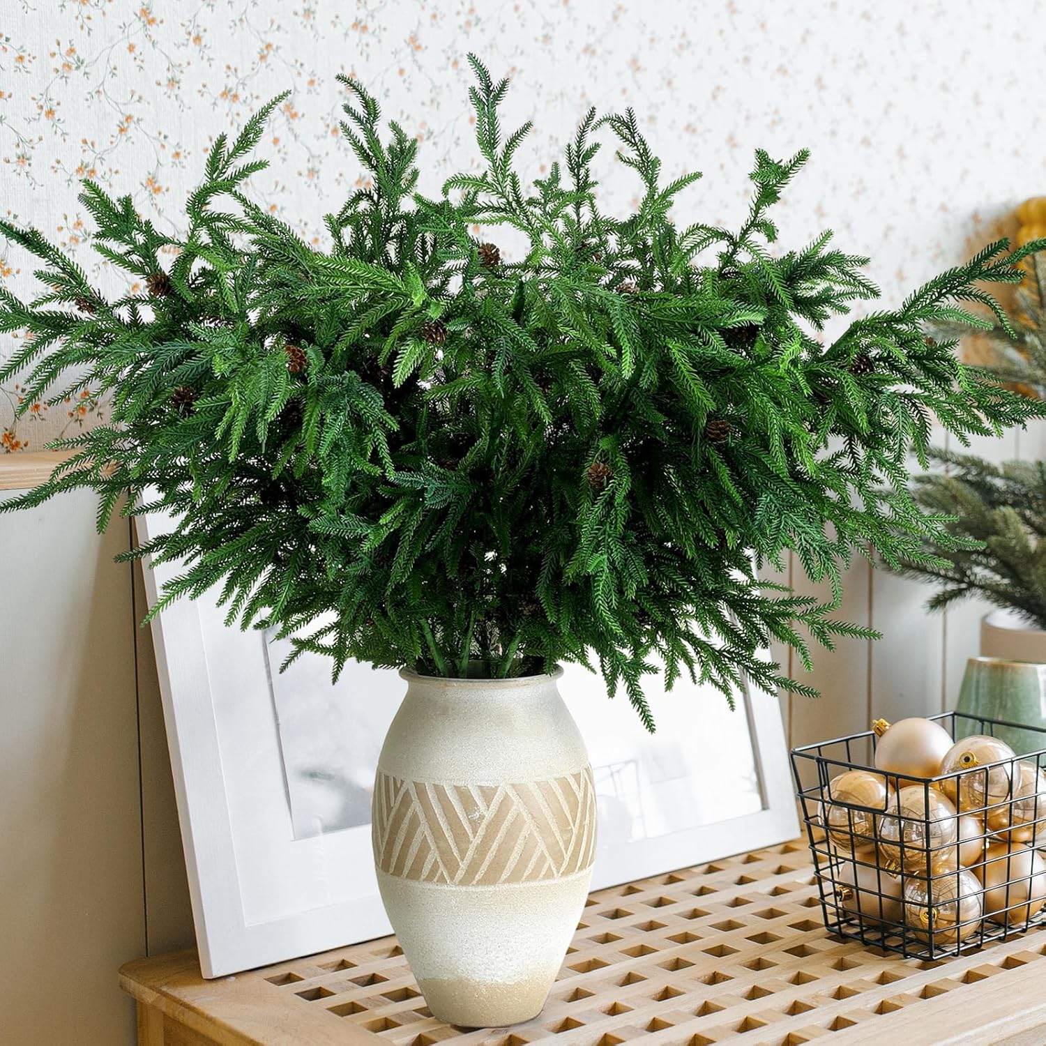 Rama de pino de Navidad de 36 pulgadas con piñas y vegetación para manualidades, guirnalda, corona y decoración del hogar (6 piezas)