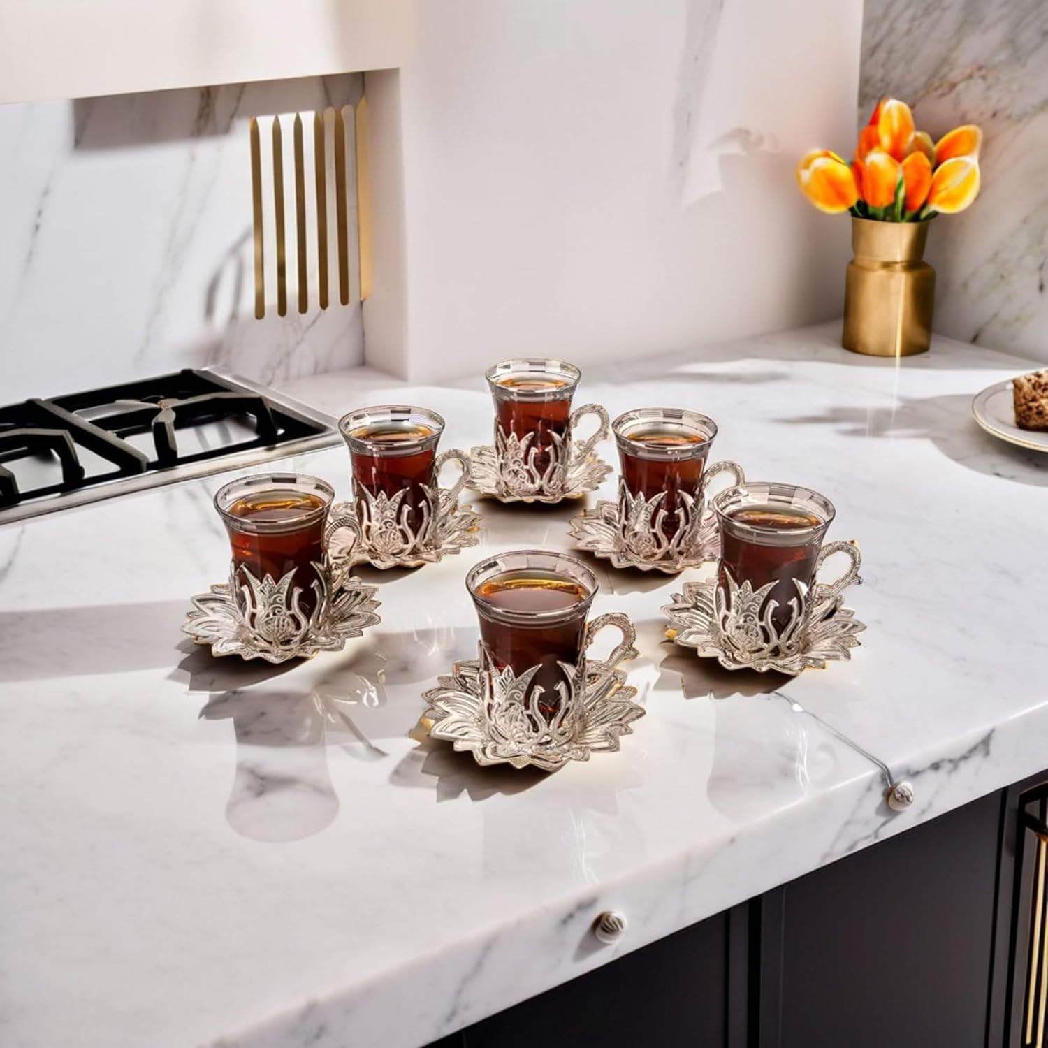 LaModaHome Vasos de té turco vintage hechos a mano con platillo y soportes, tazas otomanas y árabes, juego de 6 para servir, invitados, té, cena,