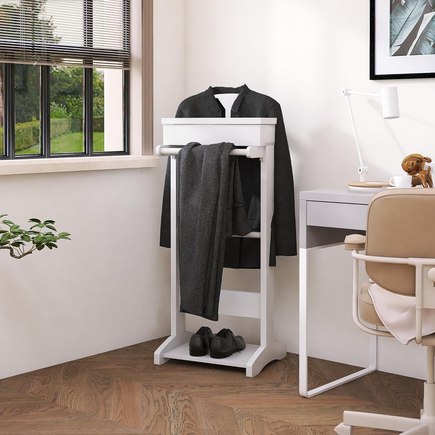 Brefhome – Soporte de valet para hombre, soporte de ropa con bandeja superior, compartimento de almacenamiento abatible, utilizado en entrada,