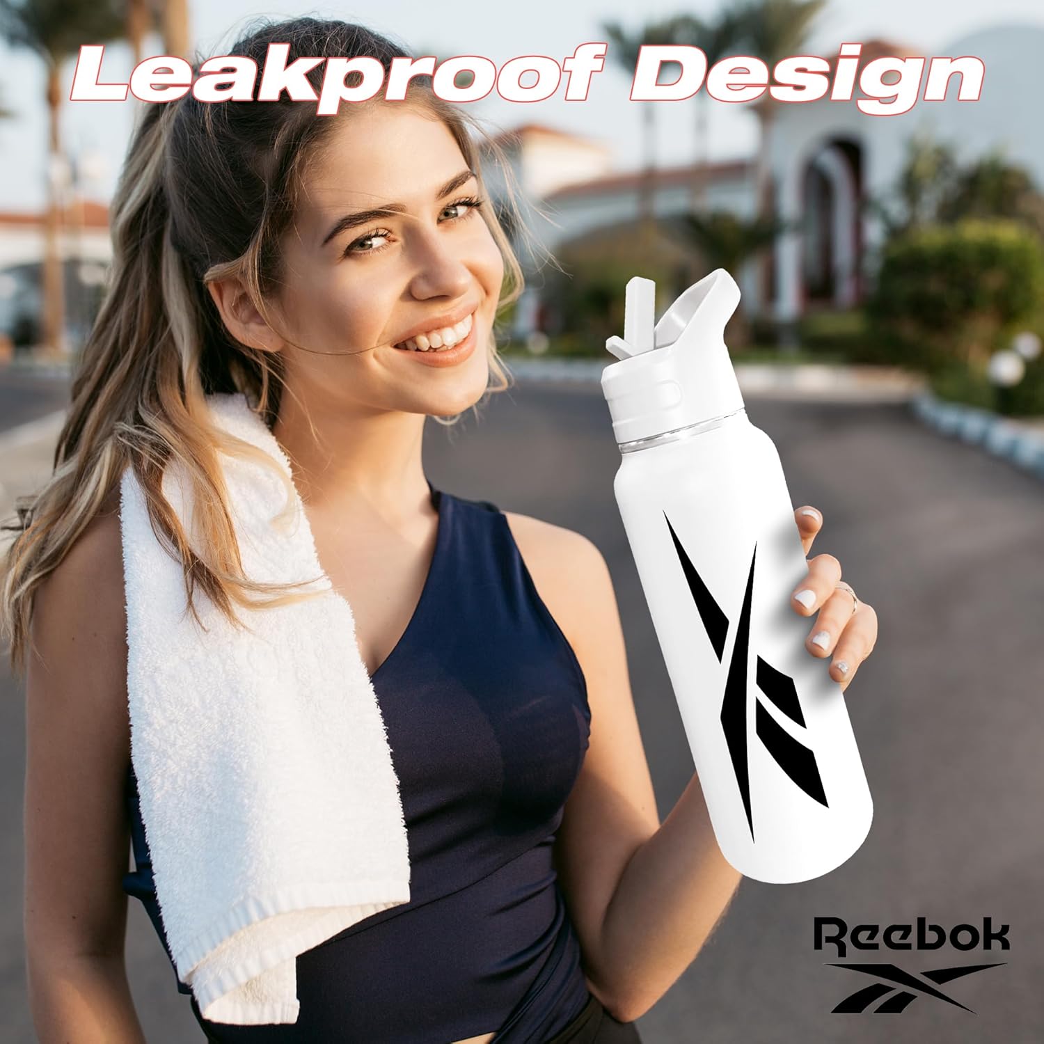Reebok Botella de agua de acero inoxidable con tapa de popote y diseño atlético, 32 onzas, botella de agua deportiva aislada al vacío de doble pared