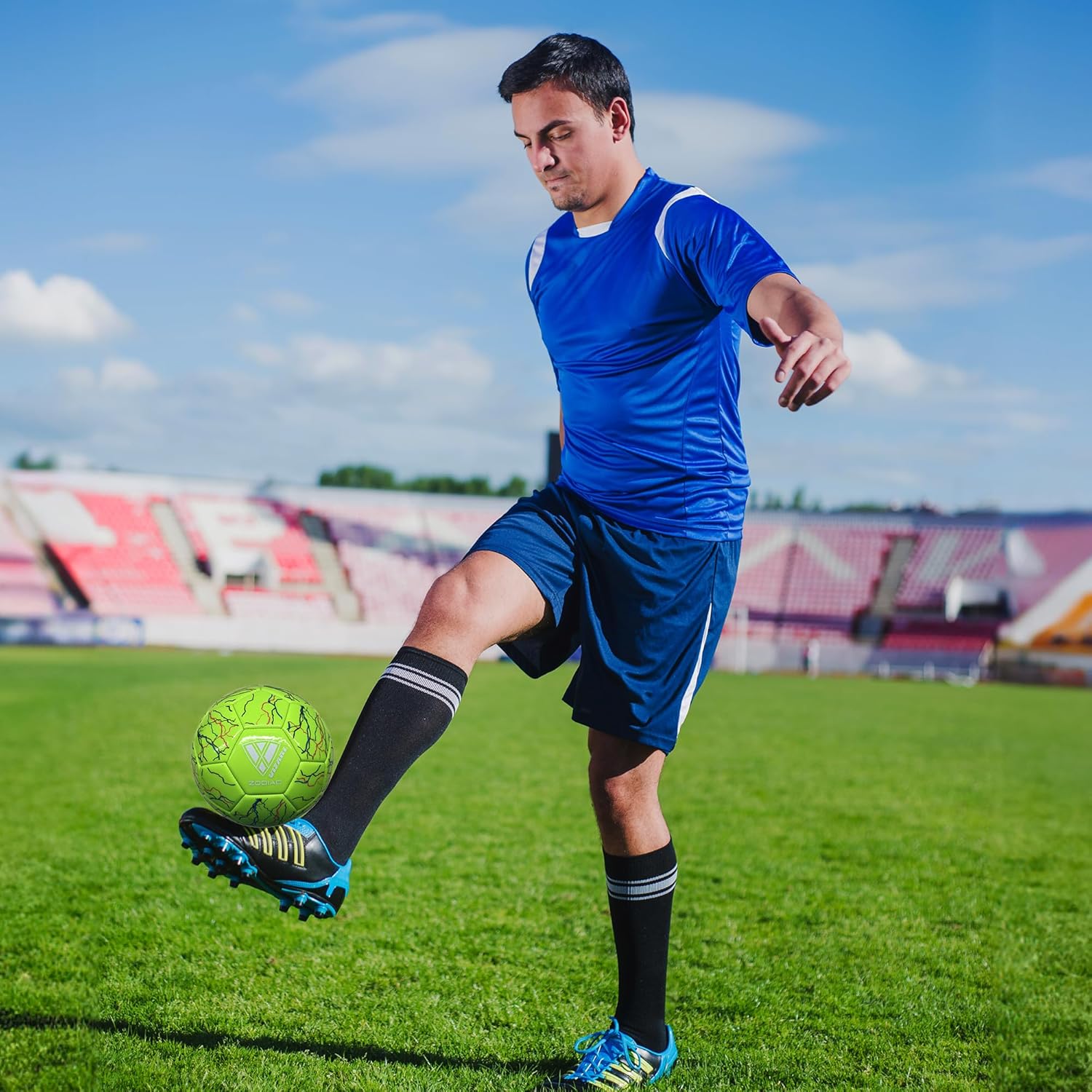 Vizari Zodiac Balón de fútbol para entrenamiento al aire libre y juego divertido  Pelota de fútbol al aire libre con vejiga de goma y cuero