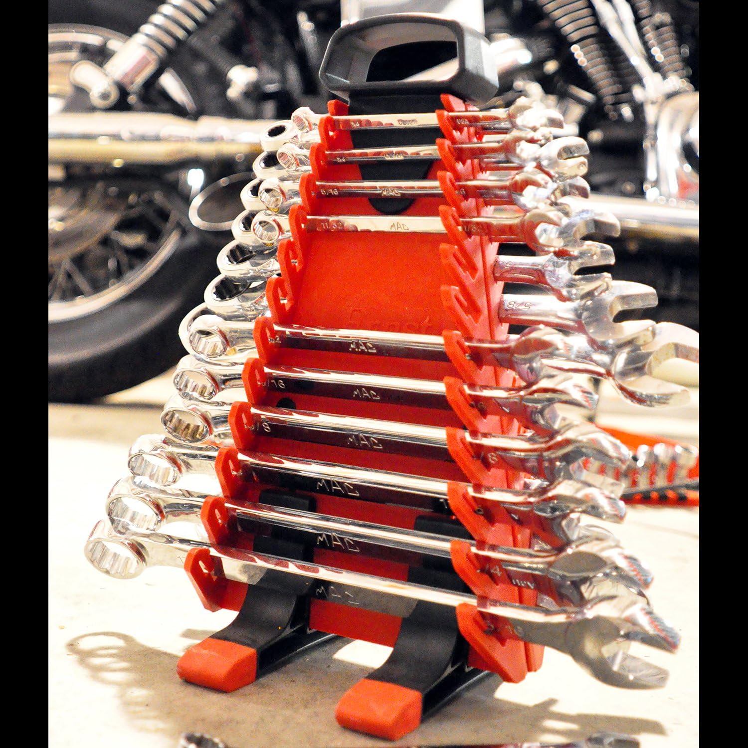 Ernst Manufacturing – Torre de herramientas de llave inglesa 5224, 24 herramientas rojas
