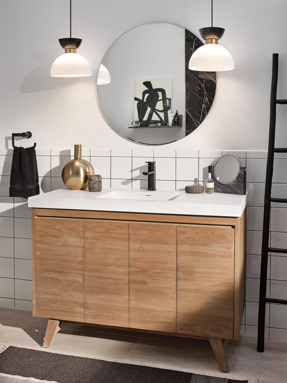 Moen Revyl 84771BL – Grifo de lavabo de baño moderno de un solo agujero, negro mate con placa opcional y conjunto de drenaje con resorte, 84771BL