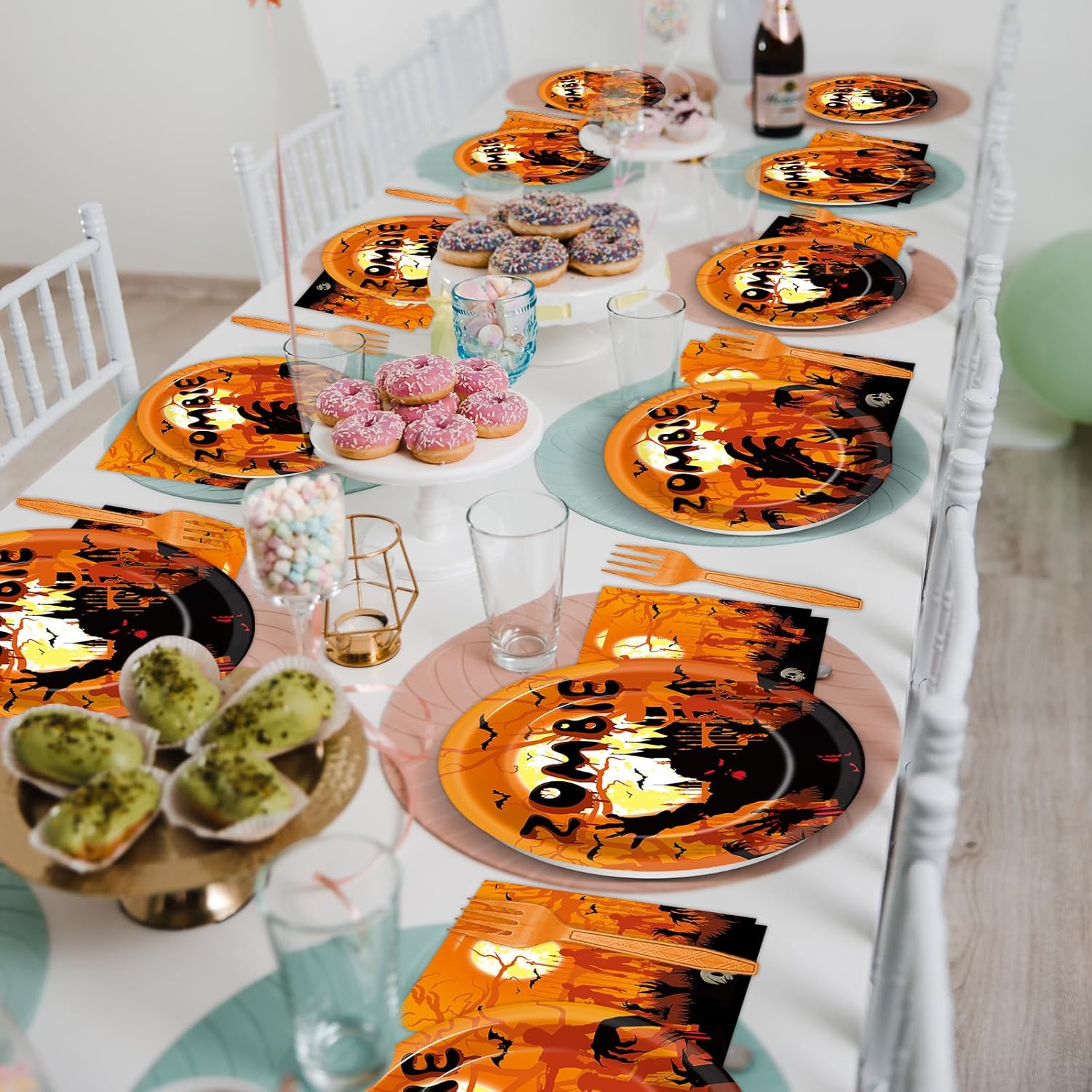 96 piezas de decoraciones de fiesta de Halloween, suministros de fiesta de cumpleaños zombi, platos, servilletas, fiesta de Halloween, vajilla de