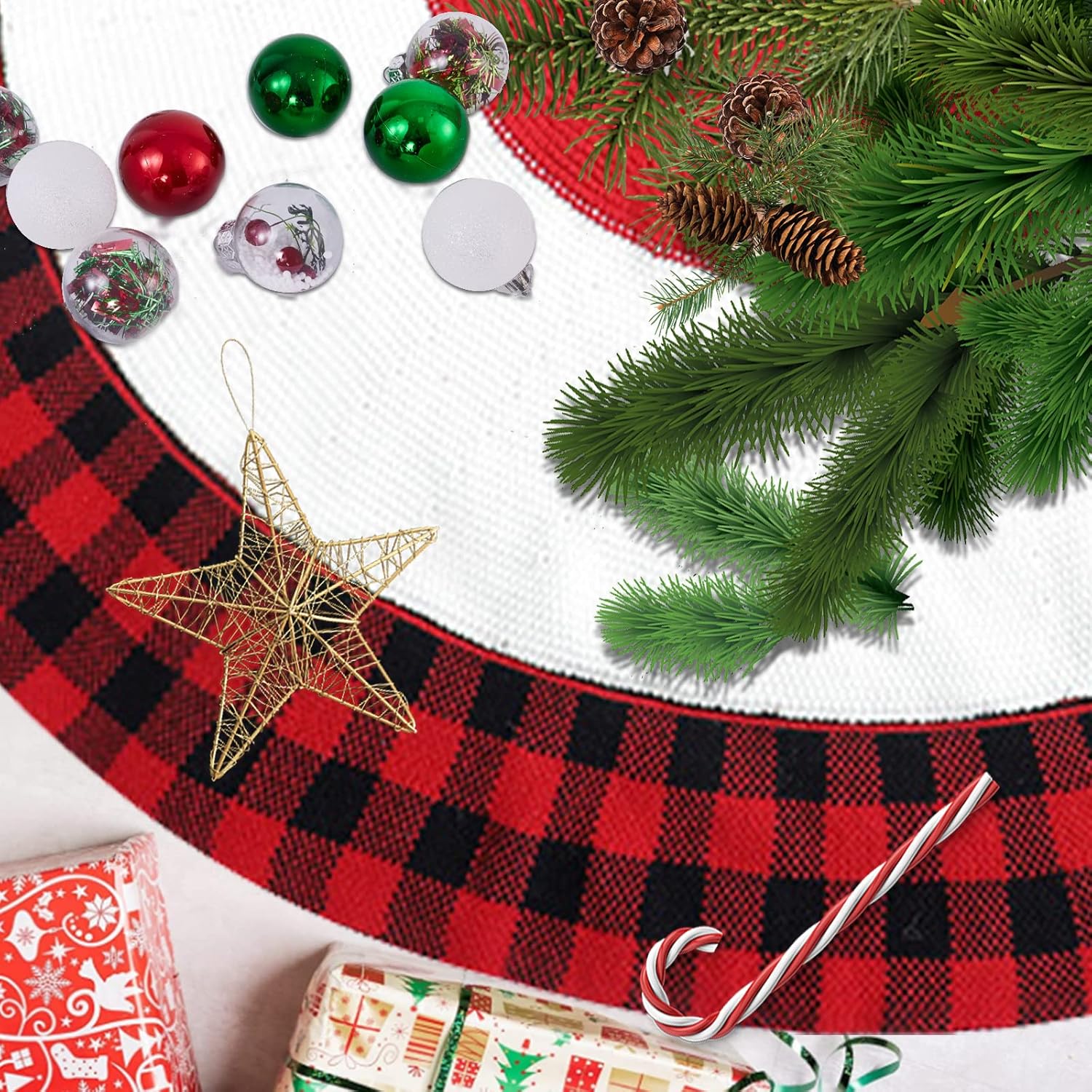 Falda de árbol de Navidad, 47 pulgadas, falda de árbol rojo de punto con cordones para decoraciones rústicas de Navidad, cuadros