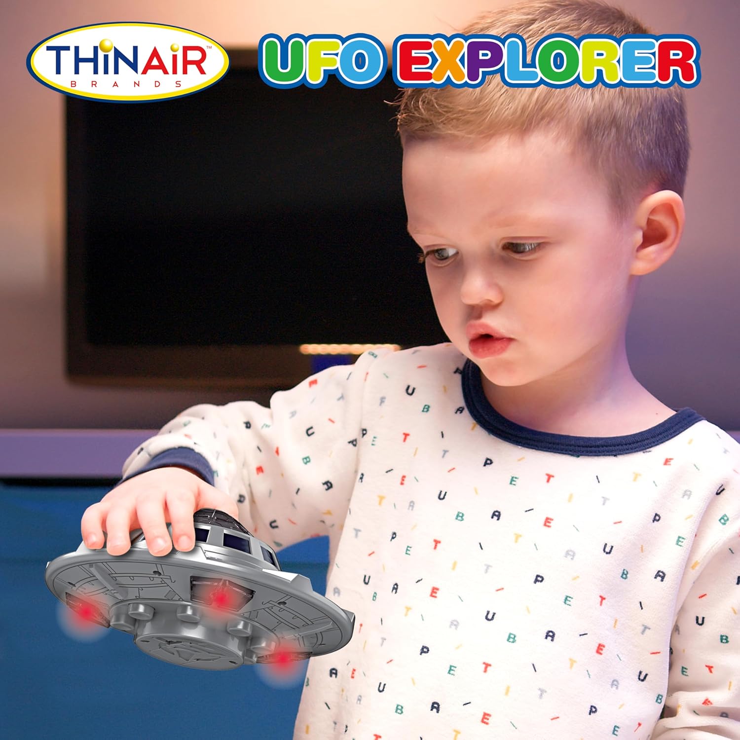 Nature Bound Juguete espacial de nave espacial OVNI, juego de nave espacial para niños con dos extraterrestres, luces y sonidos, aventura educativa