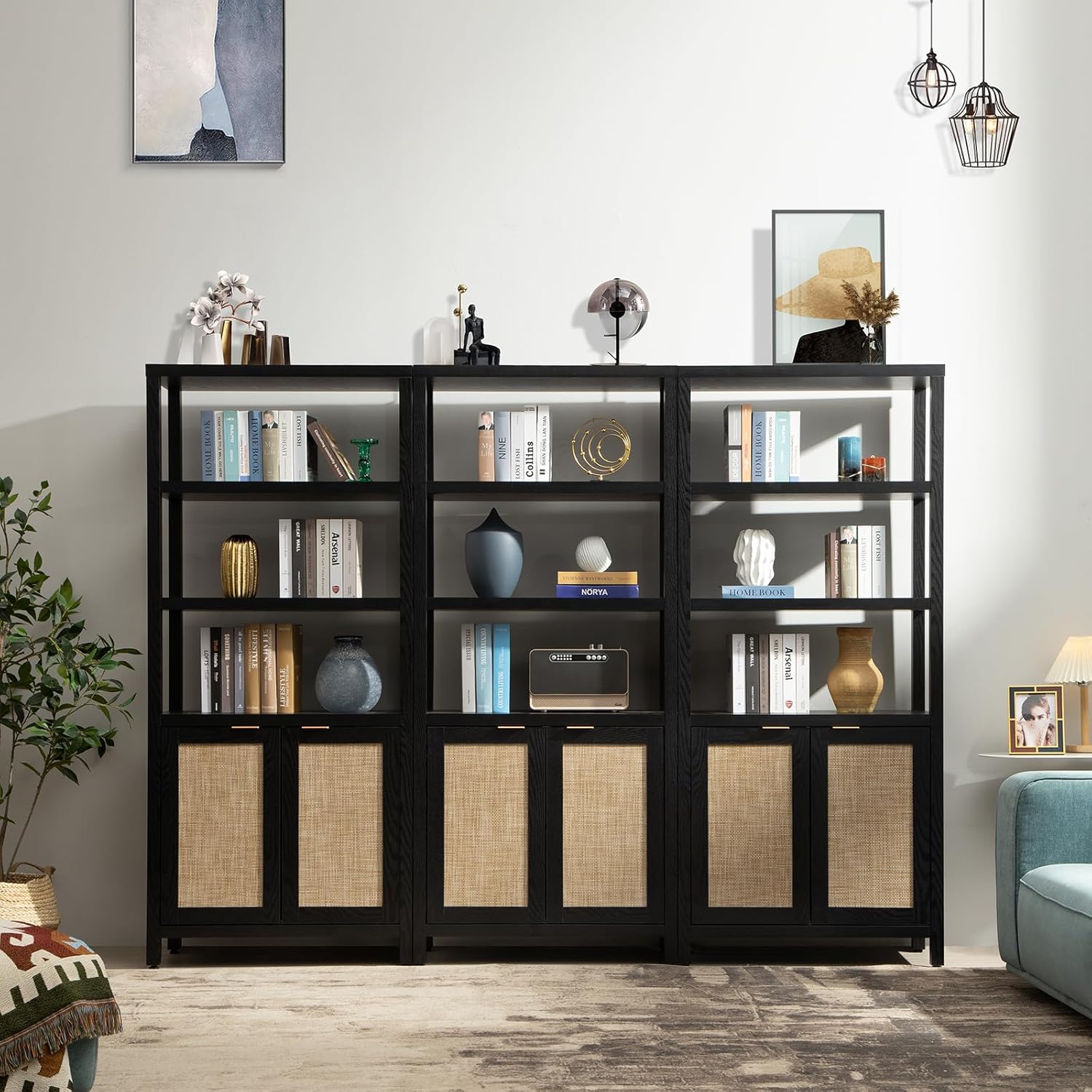 SICOTAS – Estantería de ratán alta estilo bohemio con puertas y 5 niveles, estante de madera grande estilo casa de campo, para sala de estar,