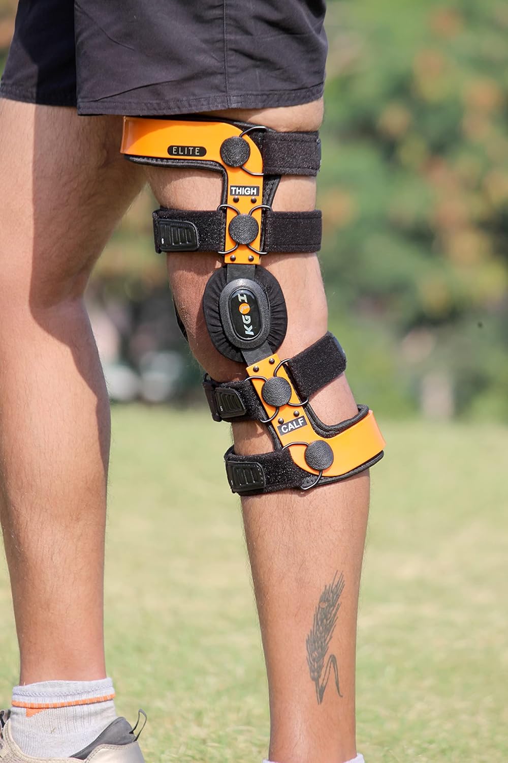 KGOI ELITE – Rodillera, flexible, ajustable con bisagras de engranaje de acero inoxidable para ligamento, lesiones deportivas, artritis, alivio del