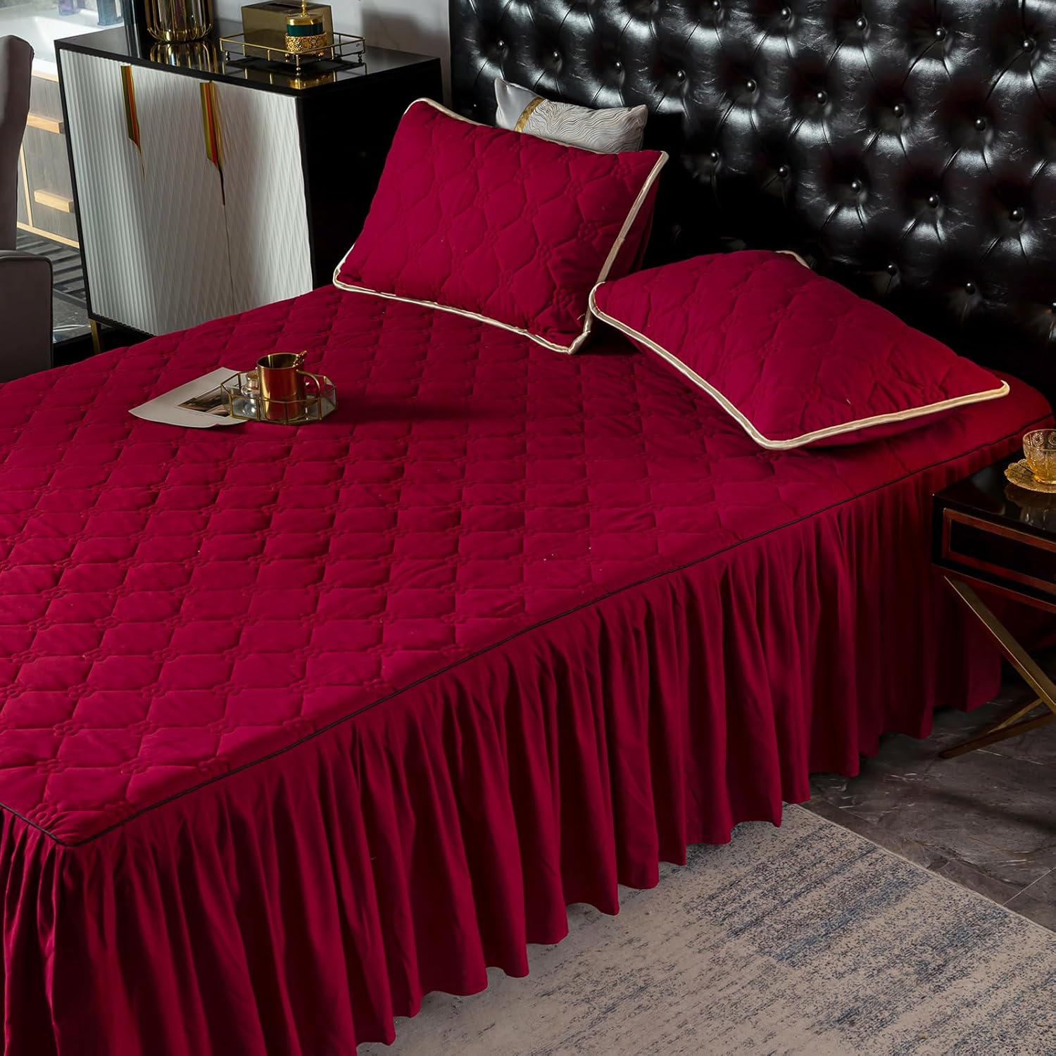 Beyeutao Falda de cama tamaño California King, faldas de cama color burdeos de 72 x 84 pulgadas, sábana bajera ajustable con volantes de algodón de