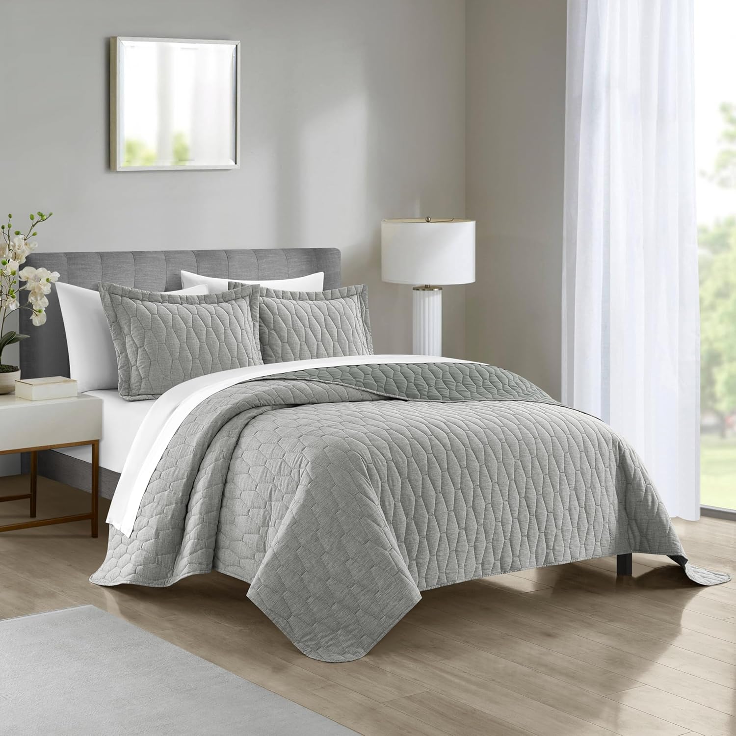 Chic Home Nyla – Juego de edredón de 3 piezas tamaño Queen, colcha contemporánea con patrón geométrico hexagonal con 2 fundas de almohada, color gris