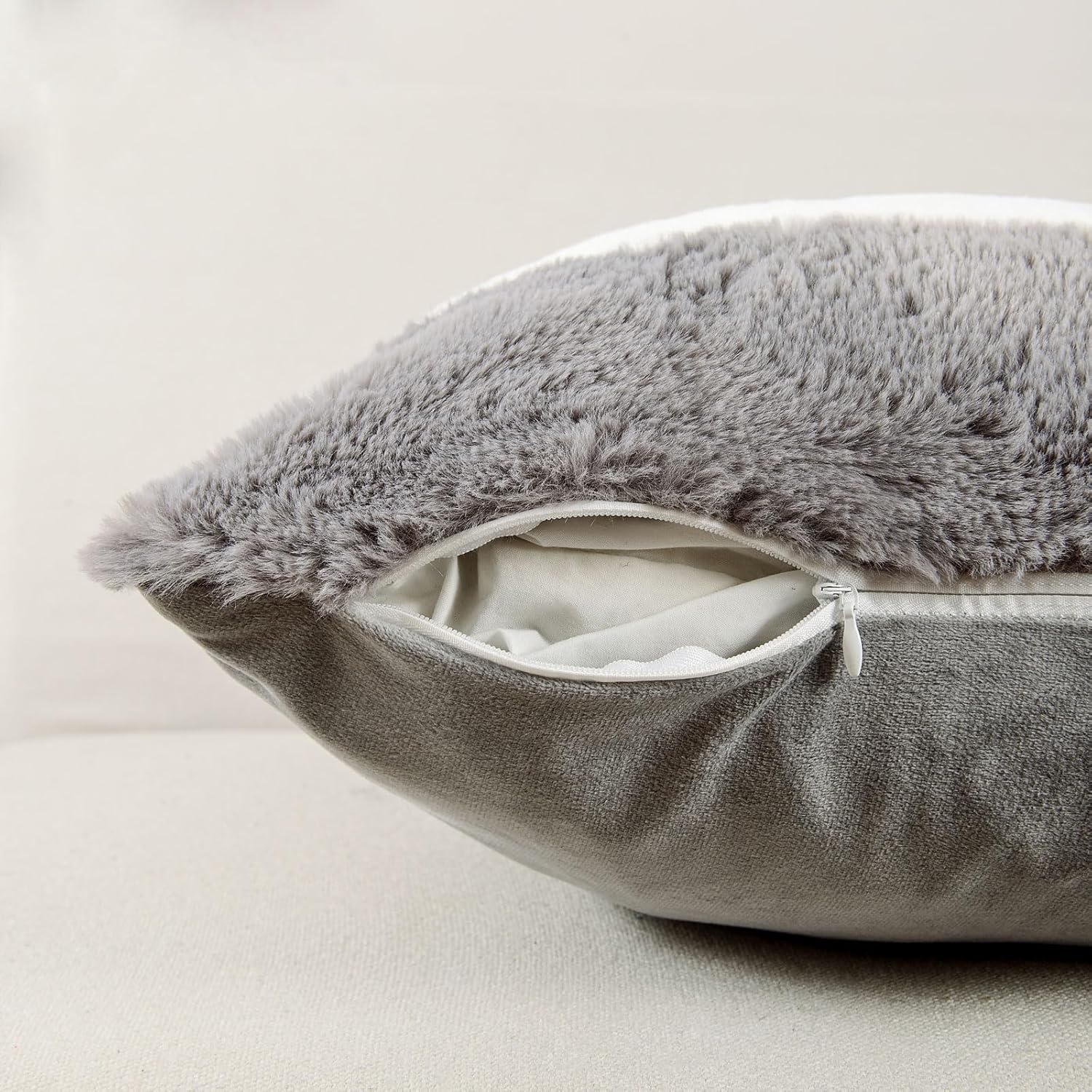 Juego de 2 fundas de almohada de 18 x 18 pulgadas, piel sintética suave de conejoparte trasera de terciopelo, fundas de cojín cuadradas decorativas