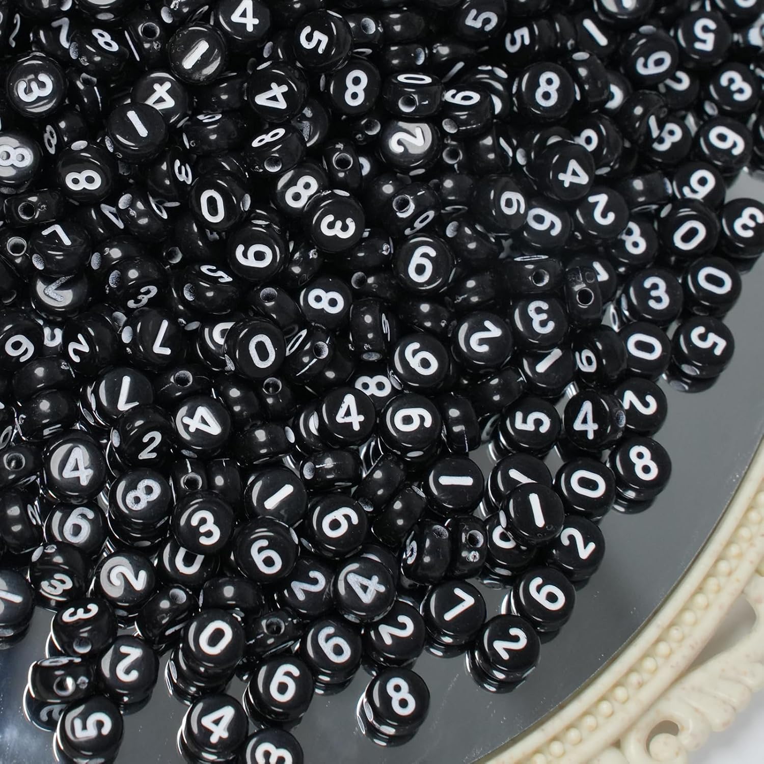 1000 cuentas numéricas redondas y blancas de 0-9 cuentas mixtas de 0.157 x 0.276 in de plástico, cuentas sueltas para hacer joyas y pulseras (blanco