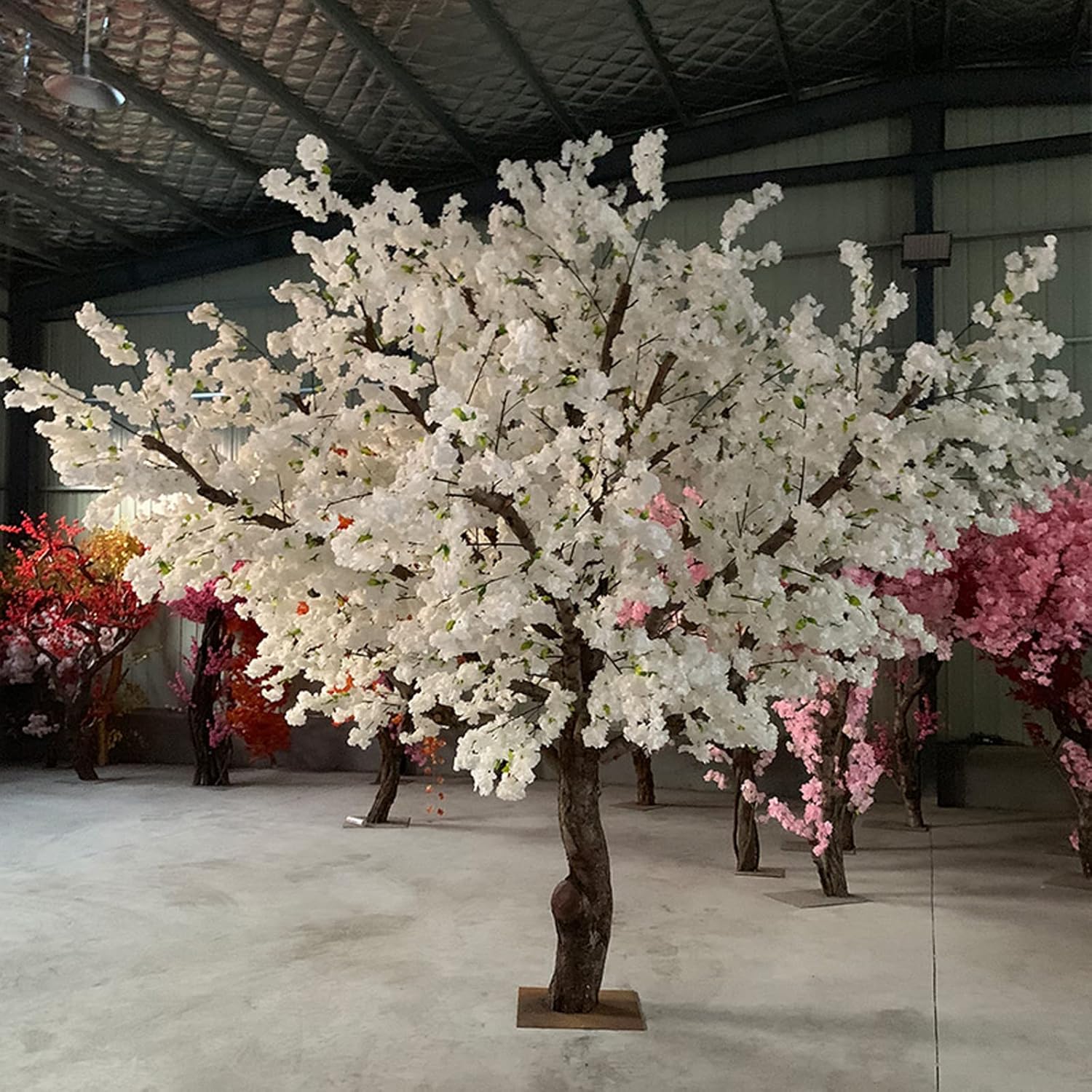 Árbol de cerezo artificial  Impresionantes flores blancas de Sakura  Decoración de hotel para interiores y exteriores  4.9 ft de altura por 4.9 ft