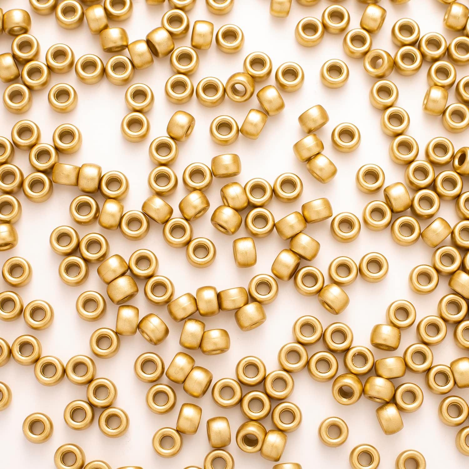 1000 cuentas acrílicas doradas de poni de 0.236 x 0.315 pulgadas a granel para amistad, pulseras, collares, joyería, aretes, trenzado de cabello
