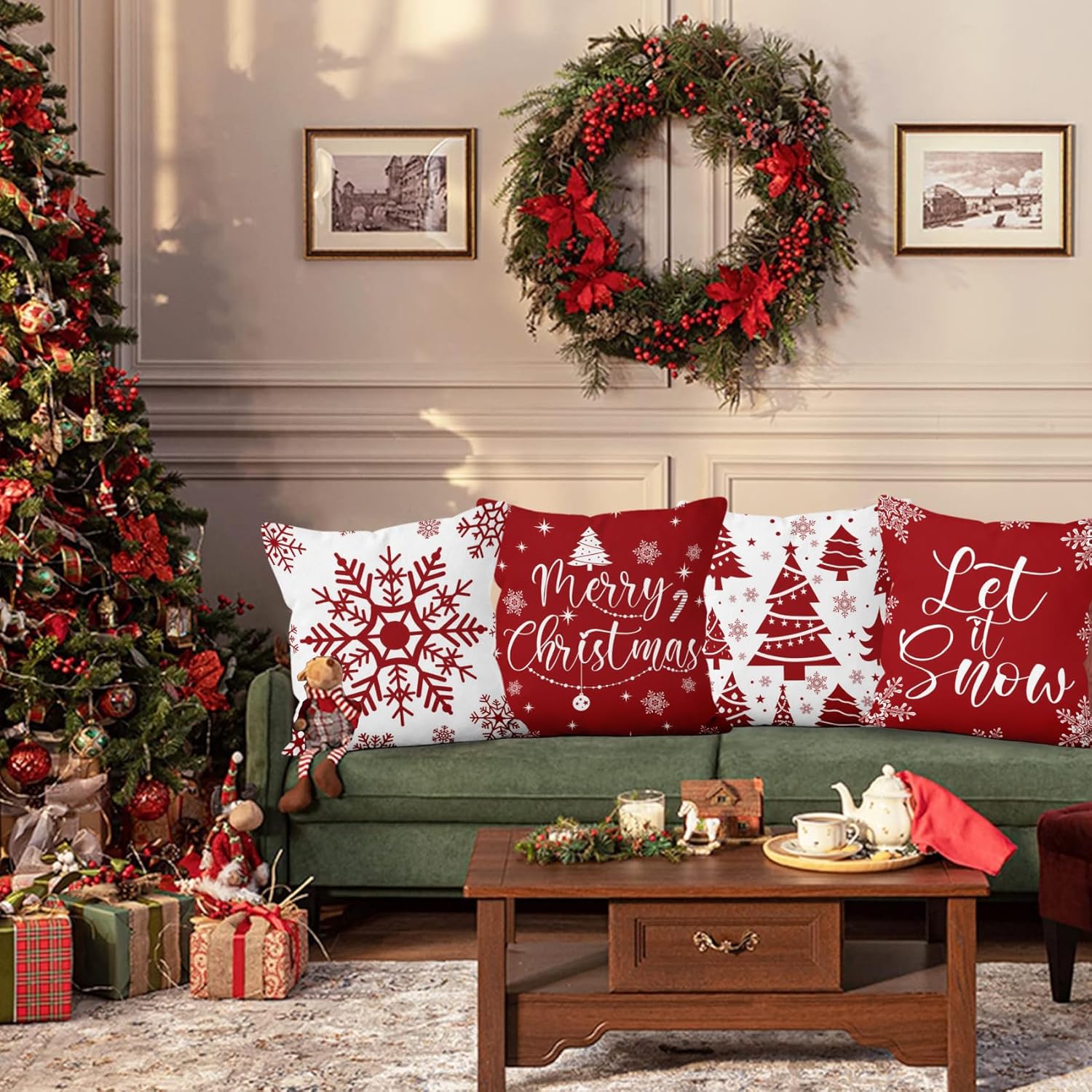 Juego de 4 fundas de almohada rojas de Navidad de 18 x 18 pulgadas, decoraciones navideñas con copos de nieve, fundas de almohada de árbol de