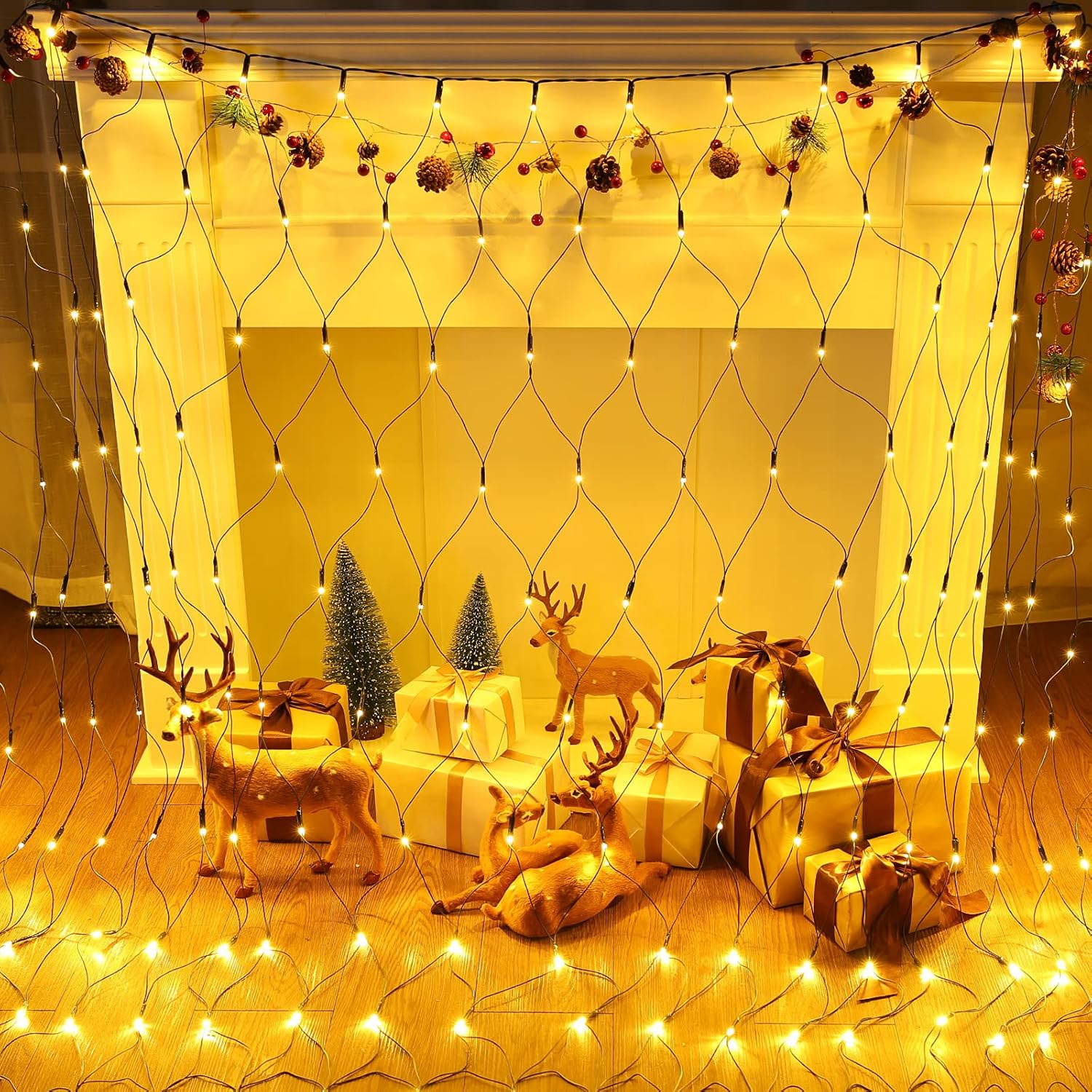 LED Christmas Net Lights Outdoor Decorative Lights, 6.6ftx3.3ft 160 LED Fairy Mesh Lights, 8 Modes Waterproof Connectable Plug In Christmas Lights