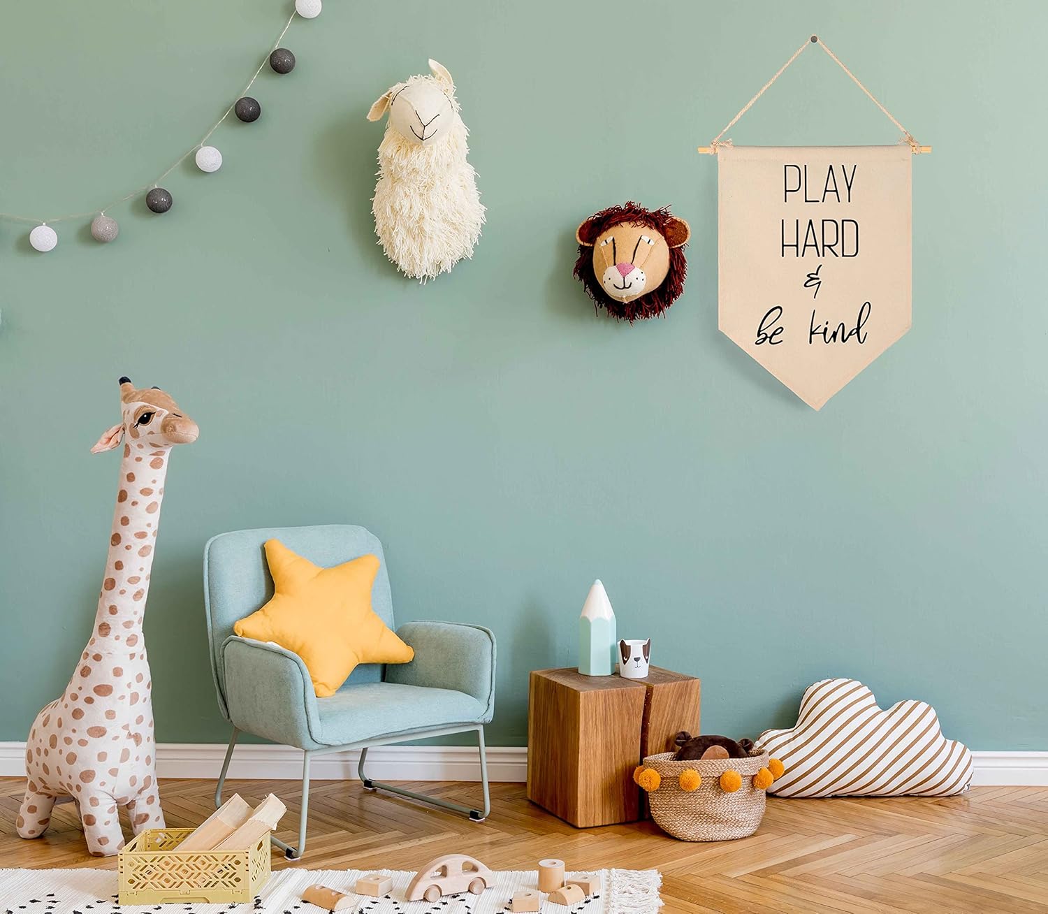 Decoración para habitación de niños con texto en inglés “Play Hard and be Kind”, banderín colgante de lona para pared, regalo para guardería,