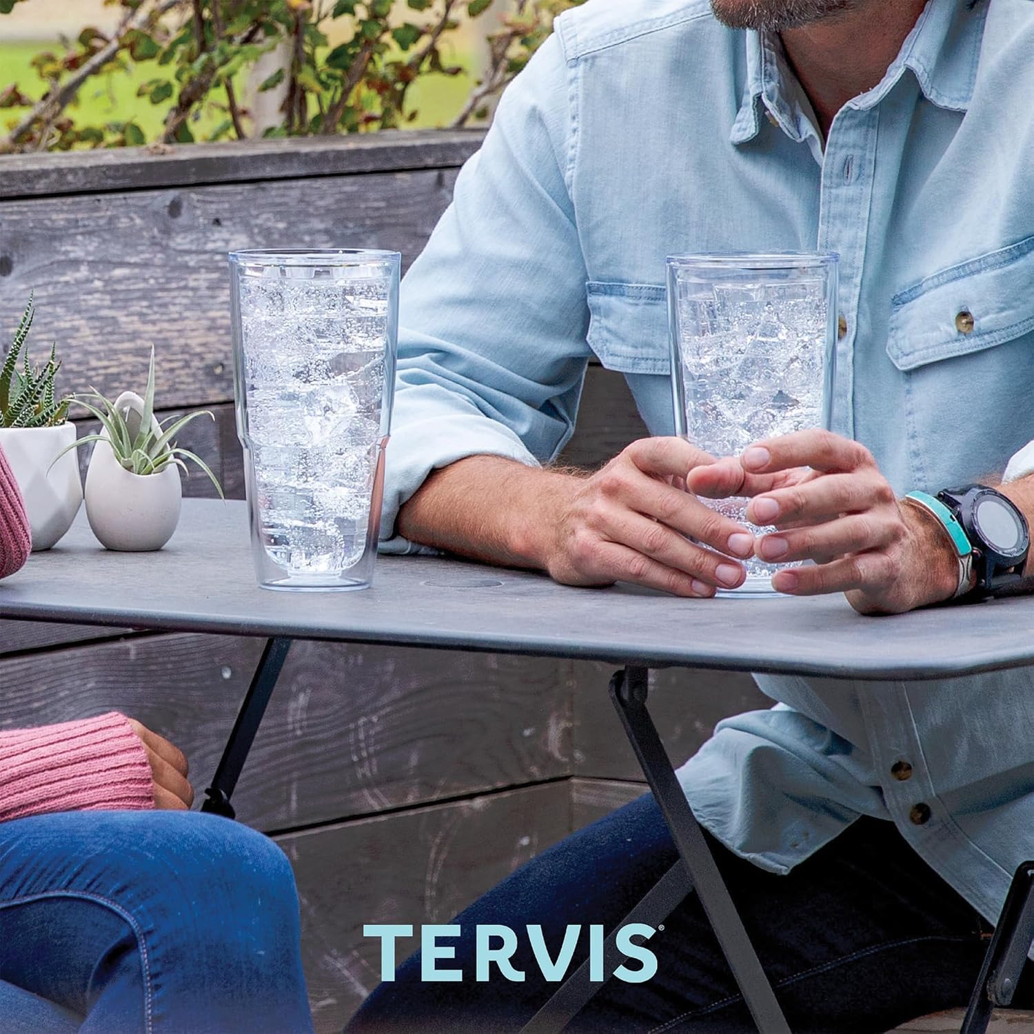 Tervis Vaso aislado de doble pared Pride Heart hecho en Estados Unidos mantiene las bebidas frías y calientes, 24 onzas, clásico