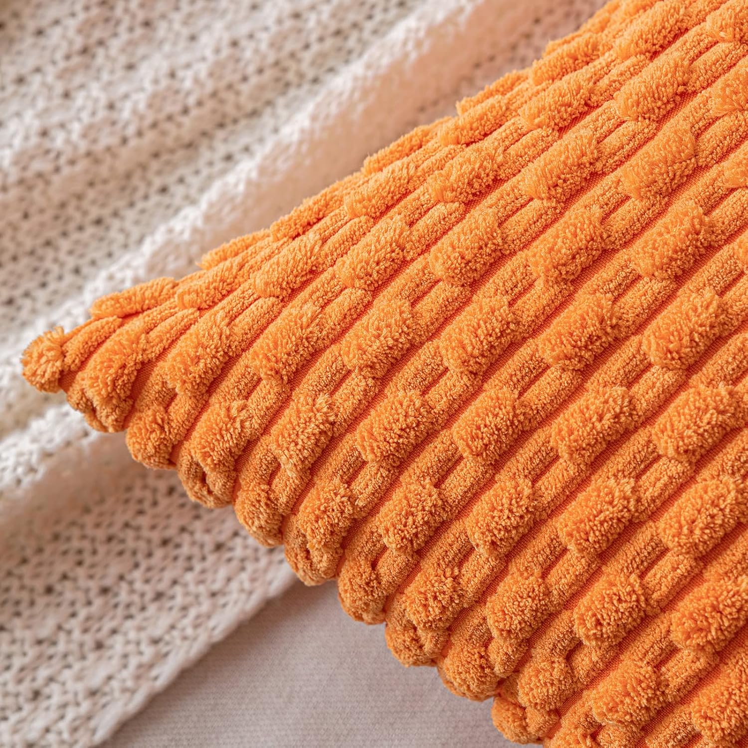 MIULEE Juego de 2 fundas de almohada de pana suave color naranja, fundas de almohada a rayas bohemias para decoración del hogar rural para sofá,