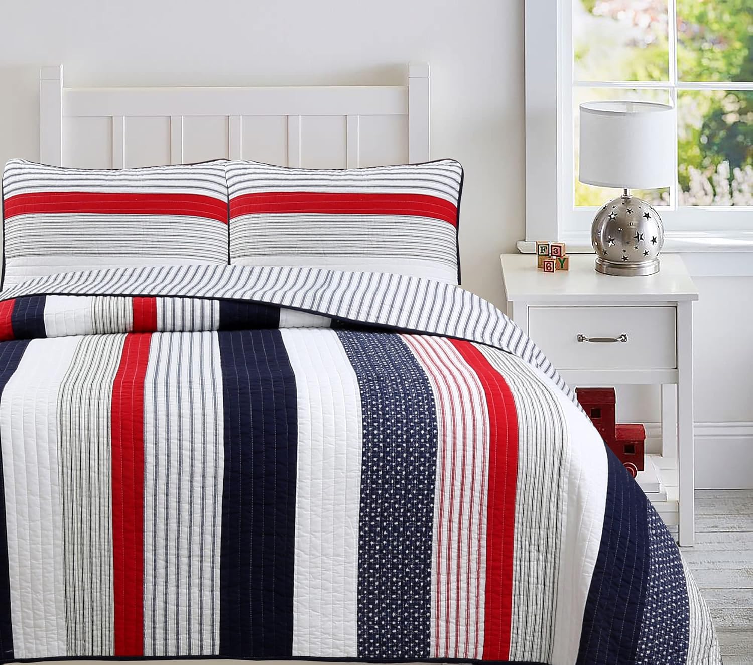Cozy Line Home Fashions Juego de ropa de cama reversible de 100% algodón con diseño de estrellas y rayas rojas, azul marino, para todas las