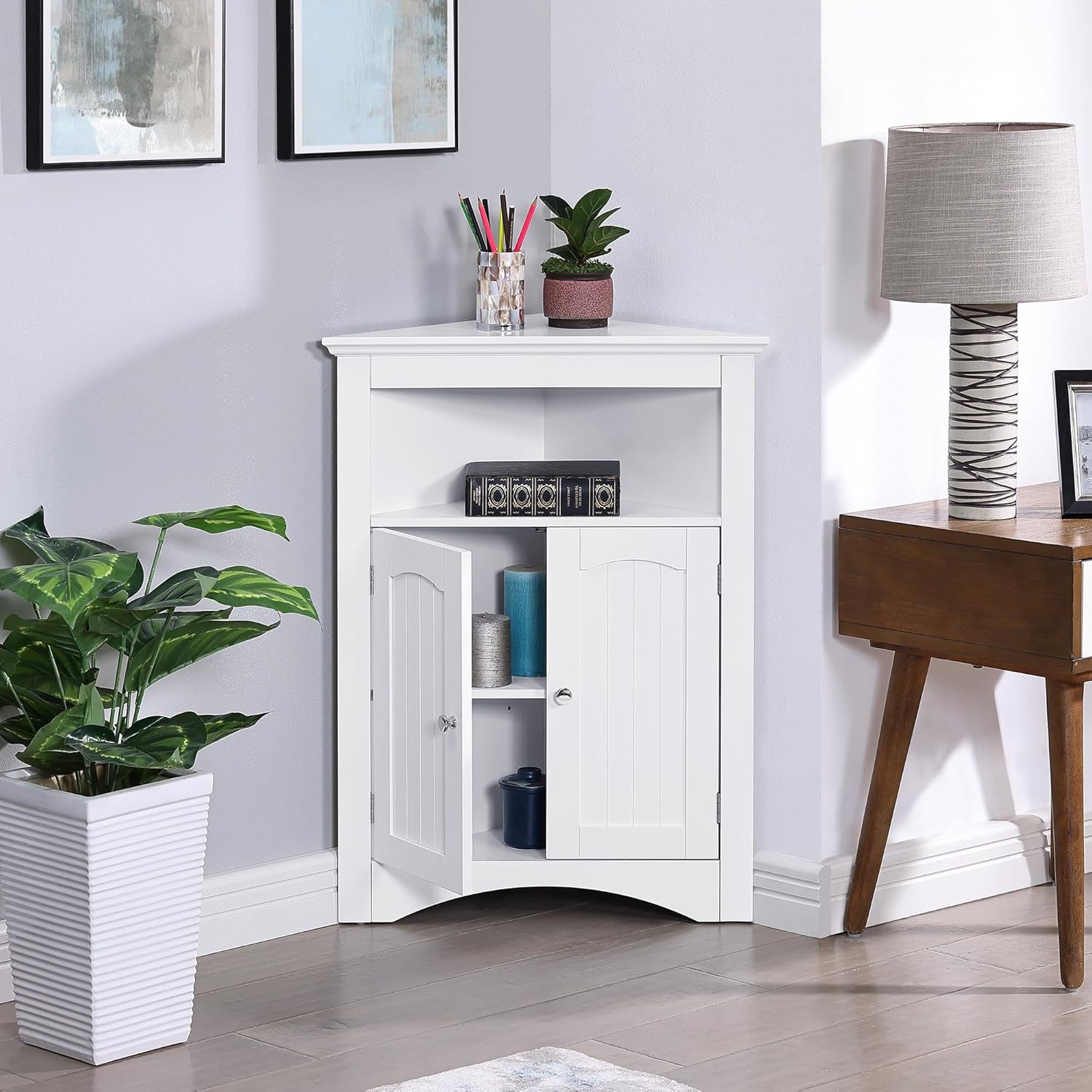 Bellemave Armario esquinero de piso de baño con puertas y estantes abiertos, gabinete de almacenamiento triangular para baño, cocina, sala de estar