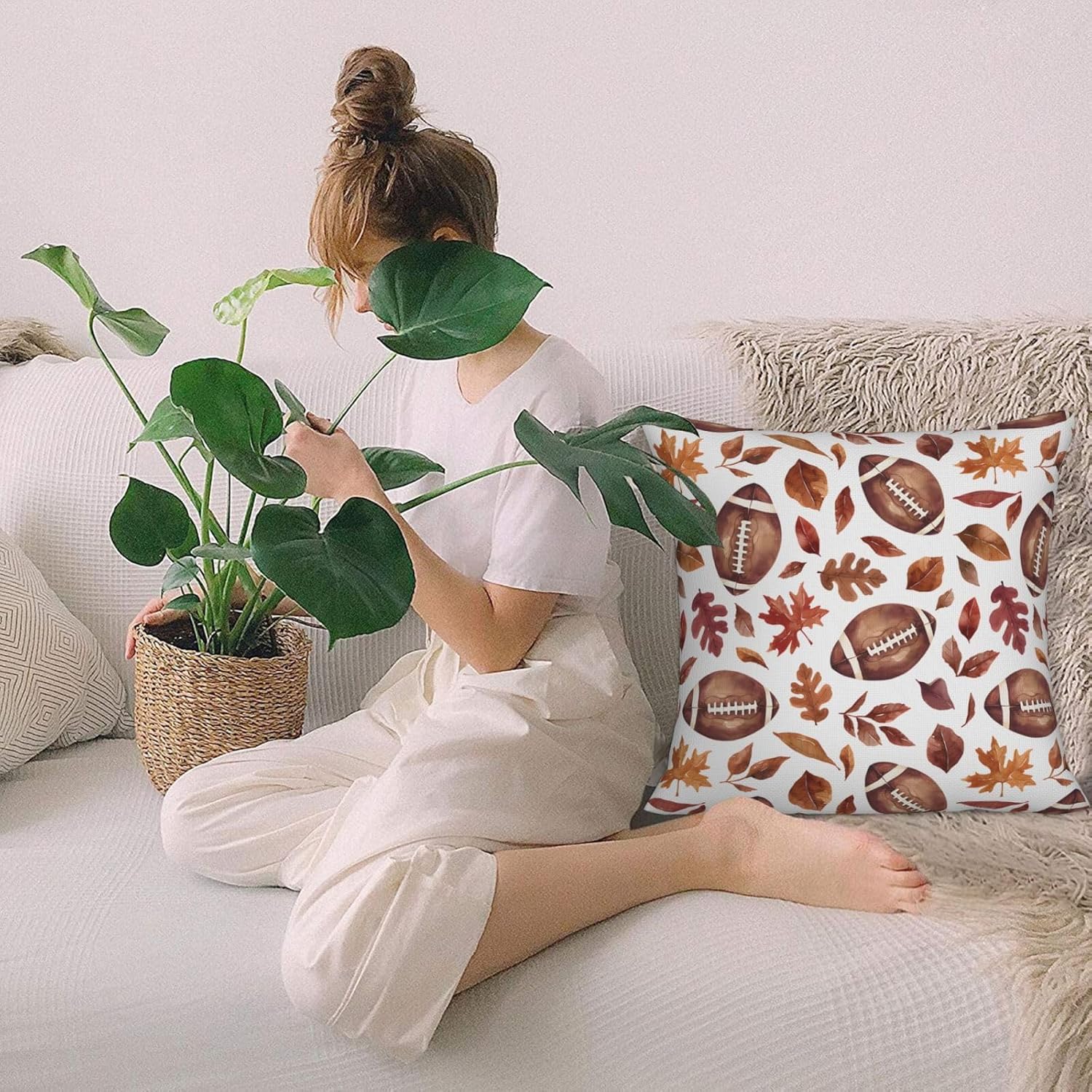 EKOREST Fundas de almohada de otoño de Acción de Gracias de 18 x 18 pulgadas, funda de almohada de fútbol con hojas de arce, decoración de otoño de