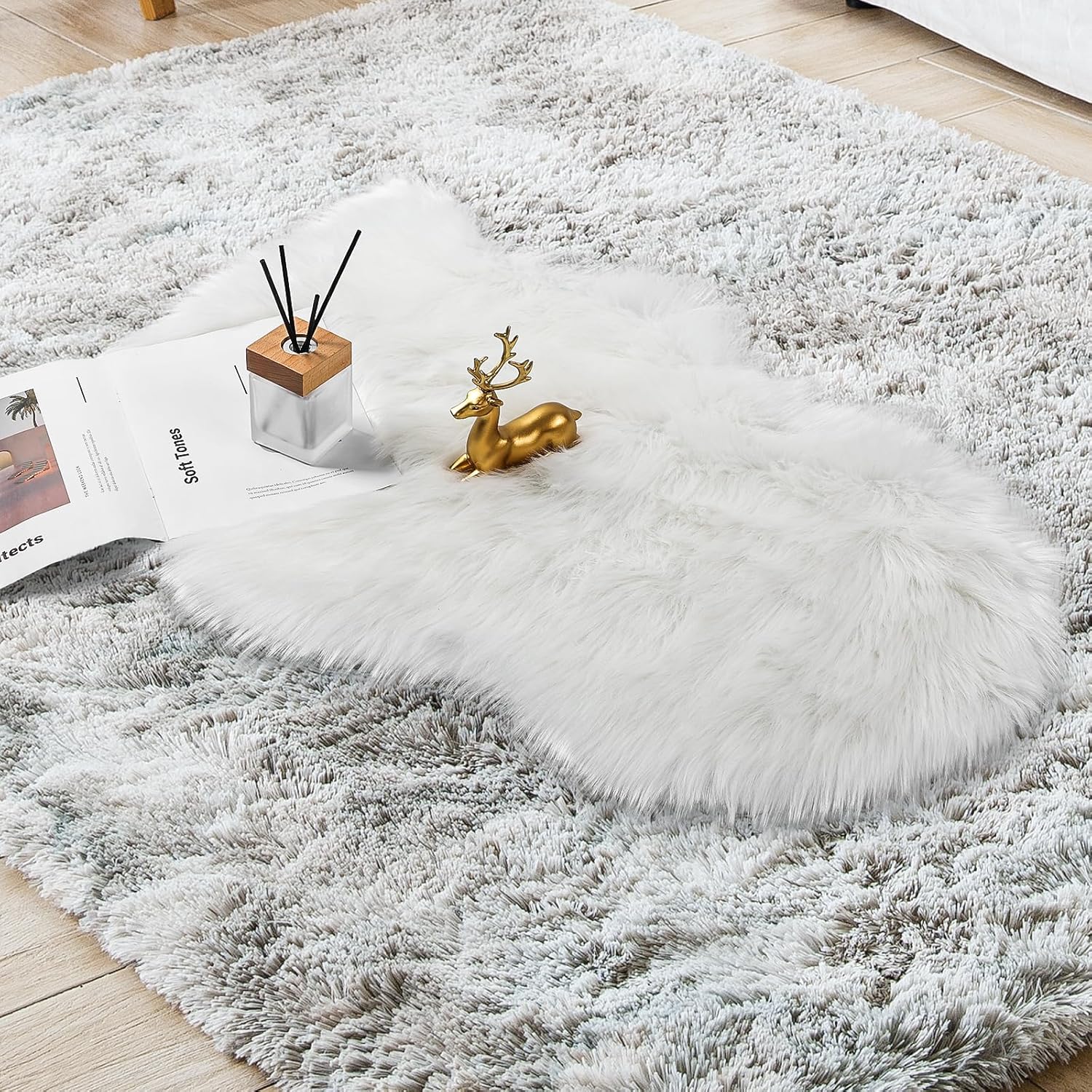 Alfombra de piel sintética, mullida y esponjosa, ultra suave de 2 x 3 pies, alfombra de piel de oveja blanca, alfombra mullida lavable a máquina,