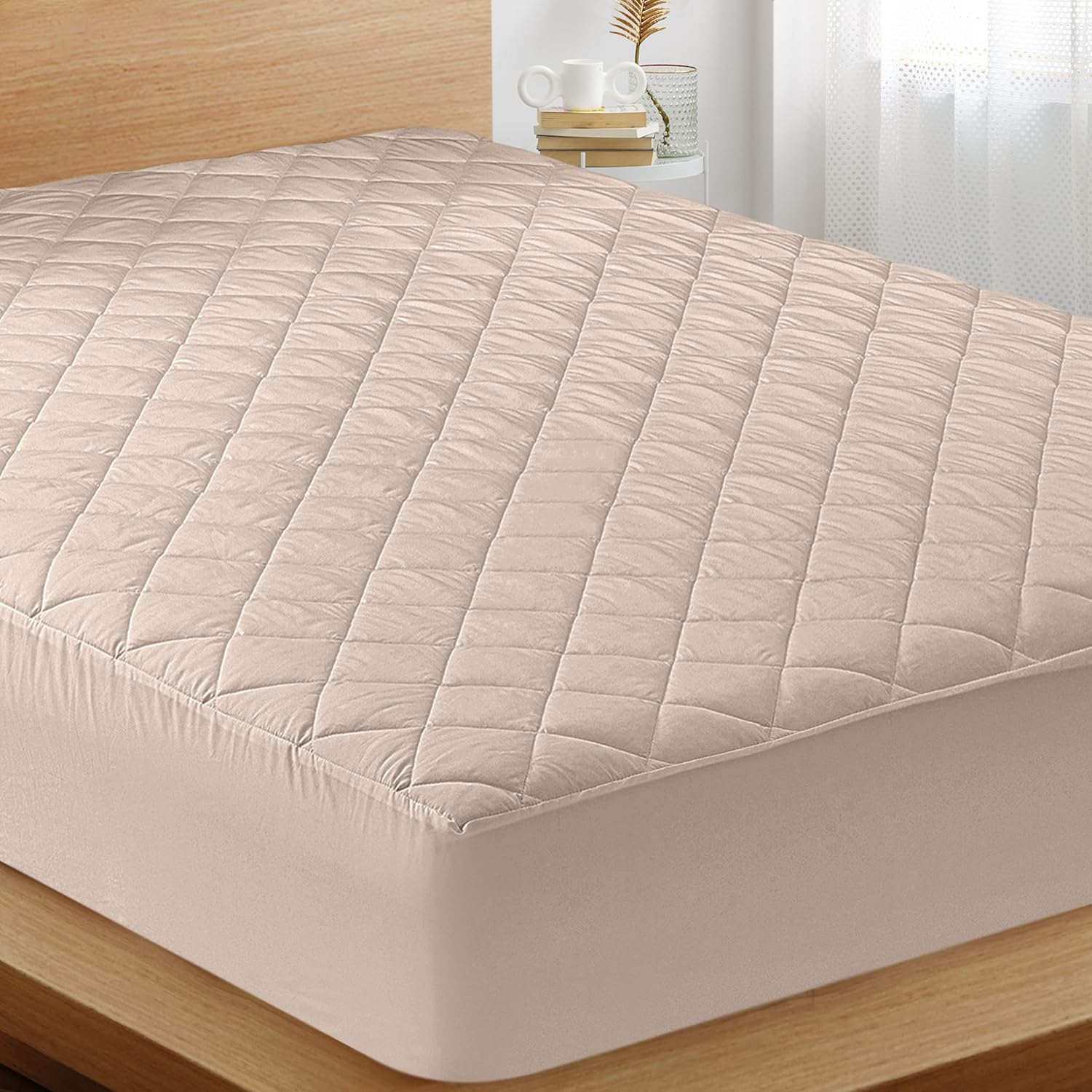 Utopia Bedding Protector de colchón acolchado, tamaño individual, protector de colchón elástico ajustable y funda que se estira hasta 16 pulgadas de