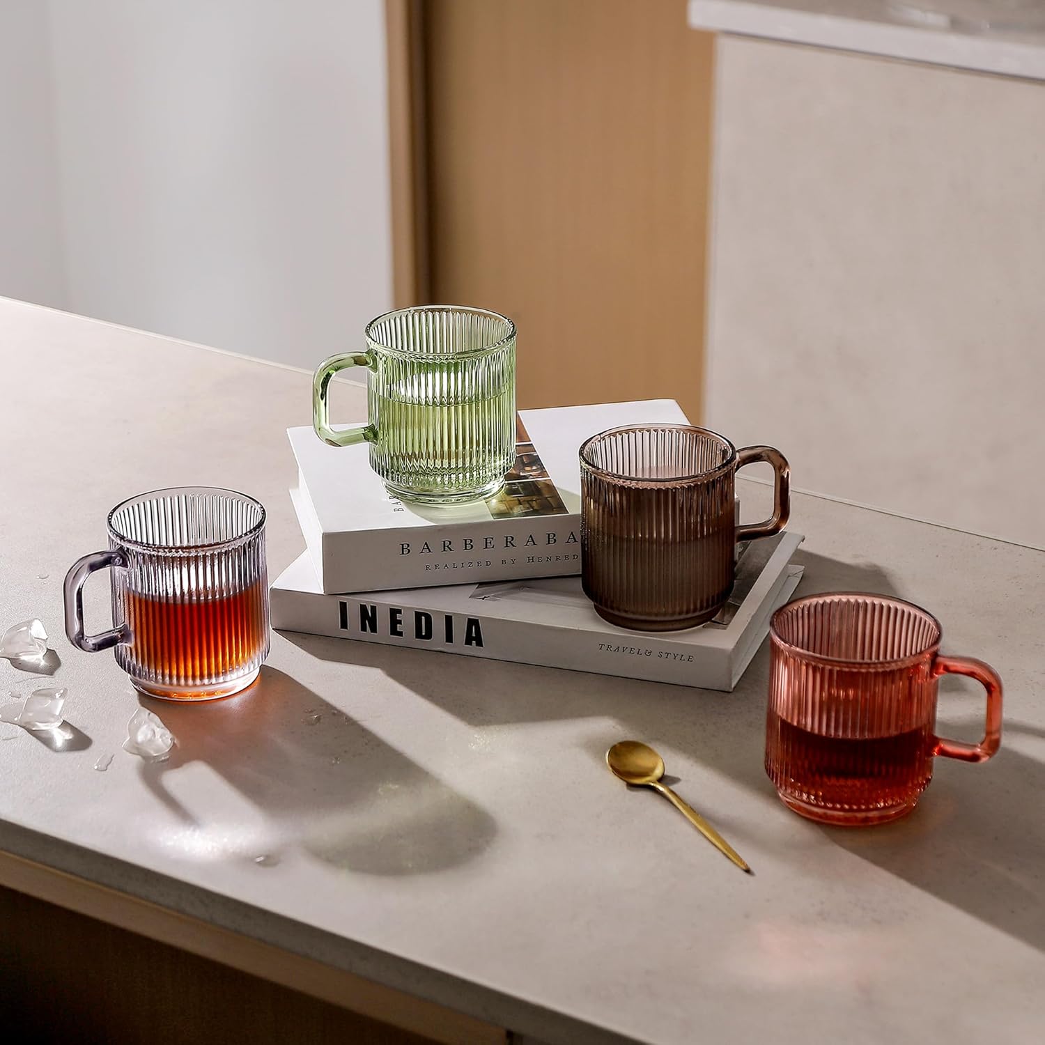Lysenn Taza de café de vidrio con tapa, taza de té de vidrio clásica con rayas verticales de alta calidad, para leche, té, chocolate, jugo, agua,