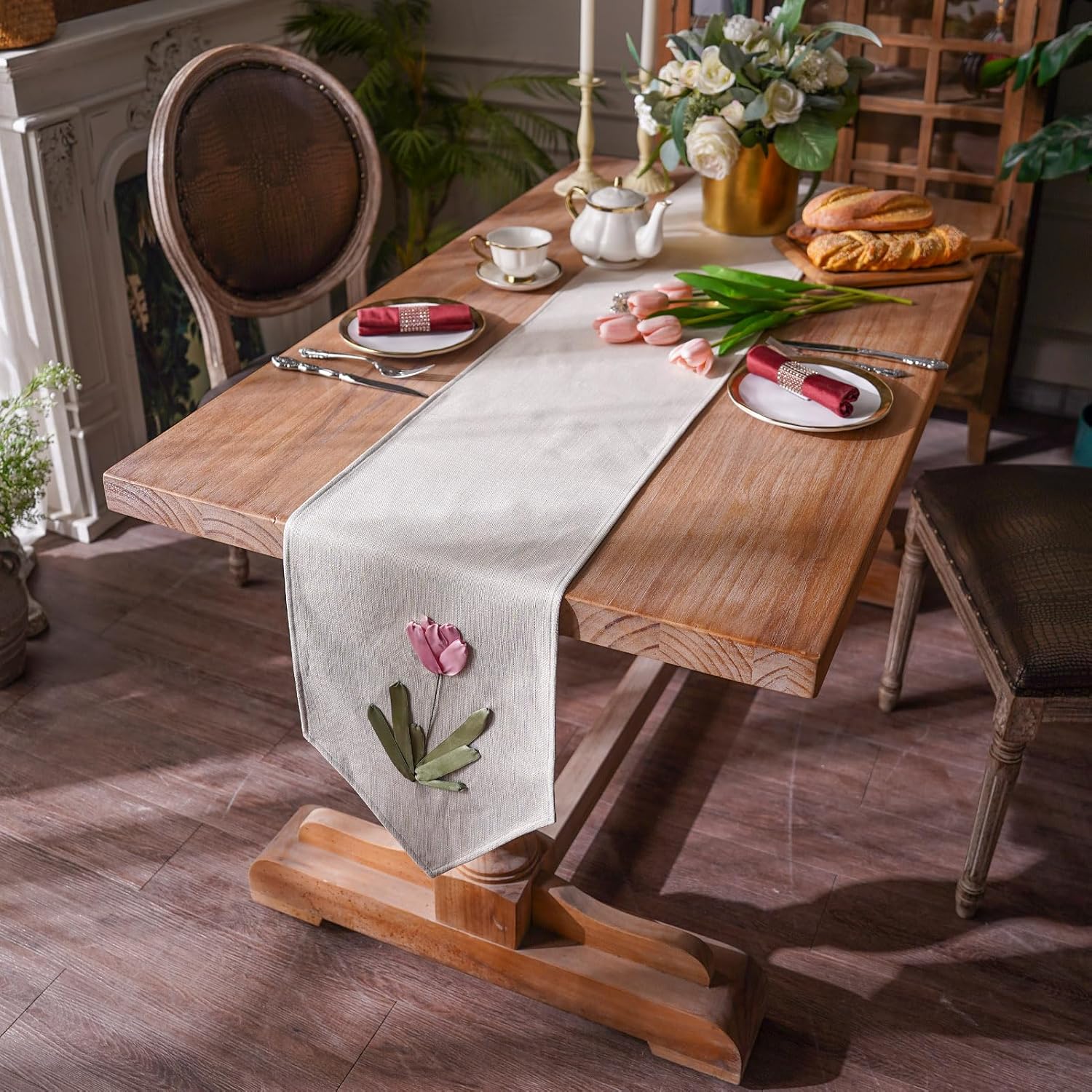 ARTABLE Caminos de mesa hechos a mano, bordado, rosas, tulipanes, flores, lino natural, para mesa de café, bufanda, patrones clásicos vintage