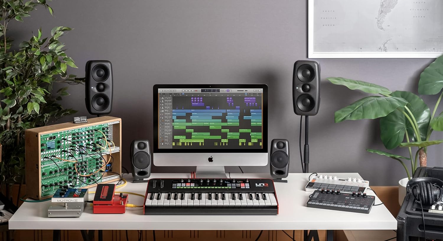 IK Multimedia UNO Synth Pro 3 oscilador sintetizador analógico monofónico Sintetizador de 37 teclas con teclado FATAR ponderado, filtro multimodo,