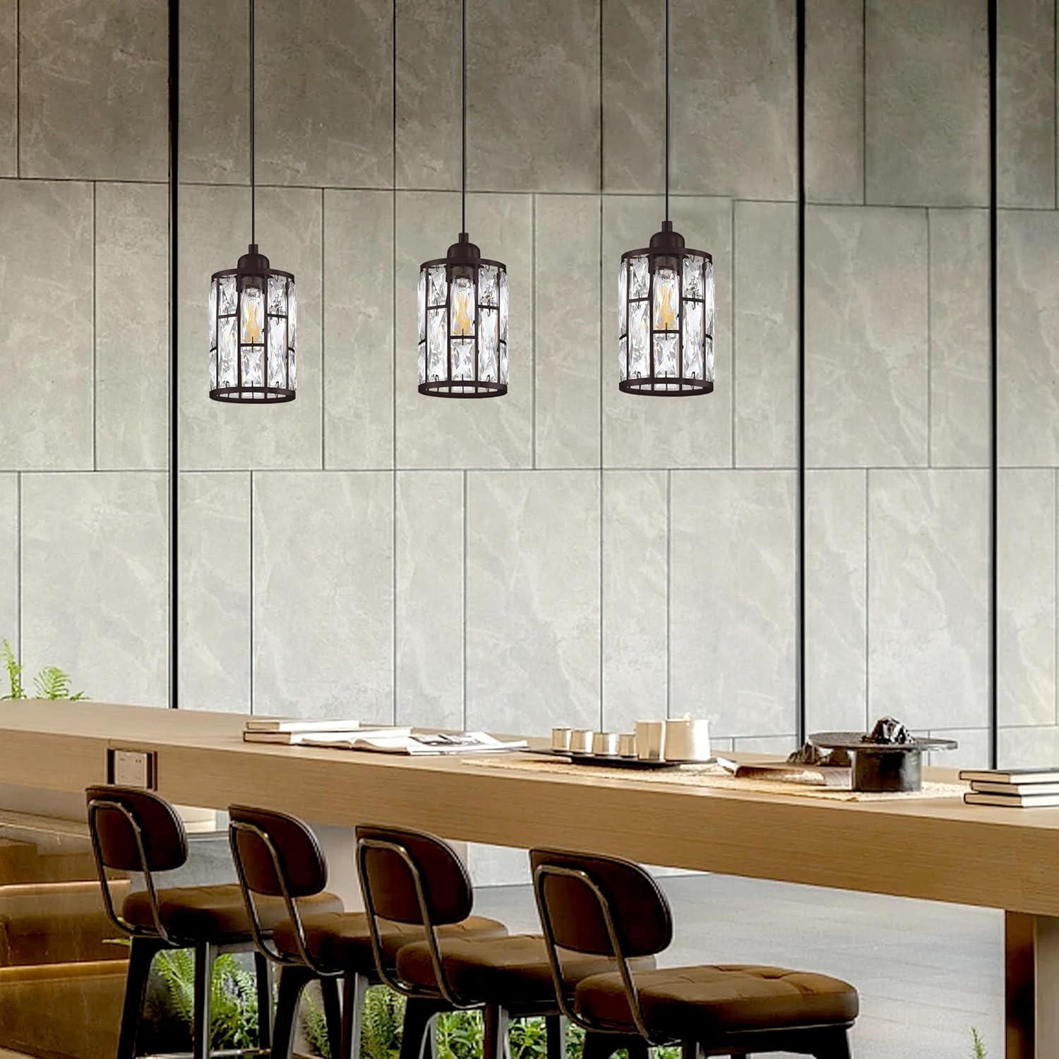 Paquete de 2 colgantes de isla de cocina con pantalla de cristal de 5.4 pulgadas, acabado de bronce aceitado, moderno accesorio colgante con