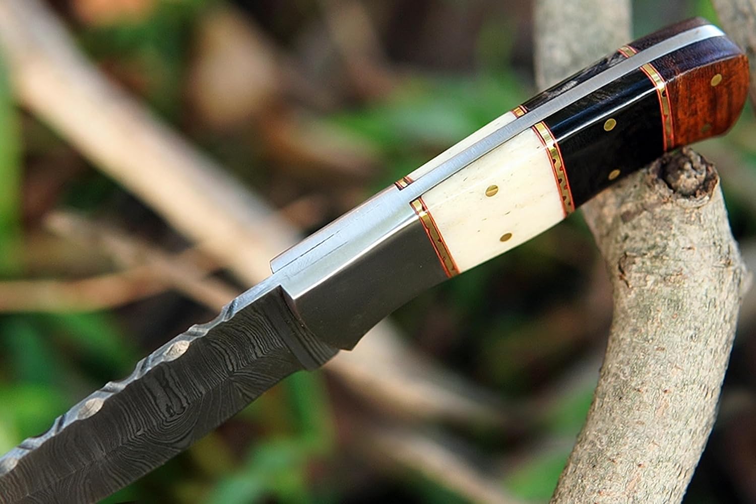 Nuevo hecho a mano 8 pulgadas hoja fija Damasco Bushcraft Skinner para caza al aire libre supervivencia cuchillo con funda de cuero