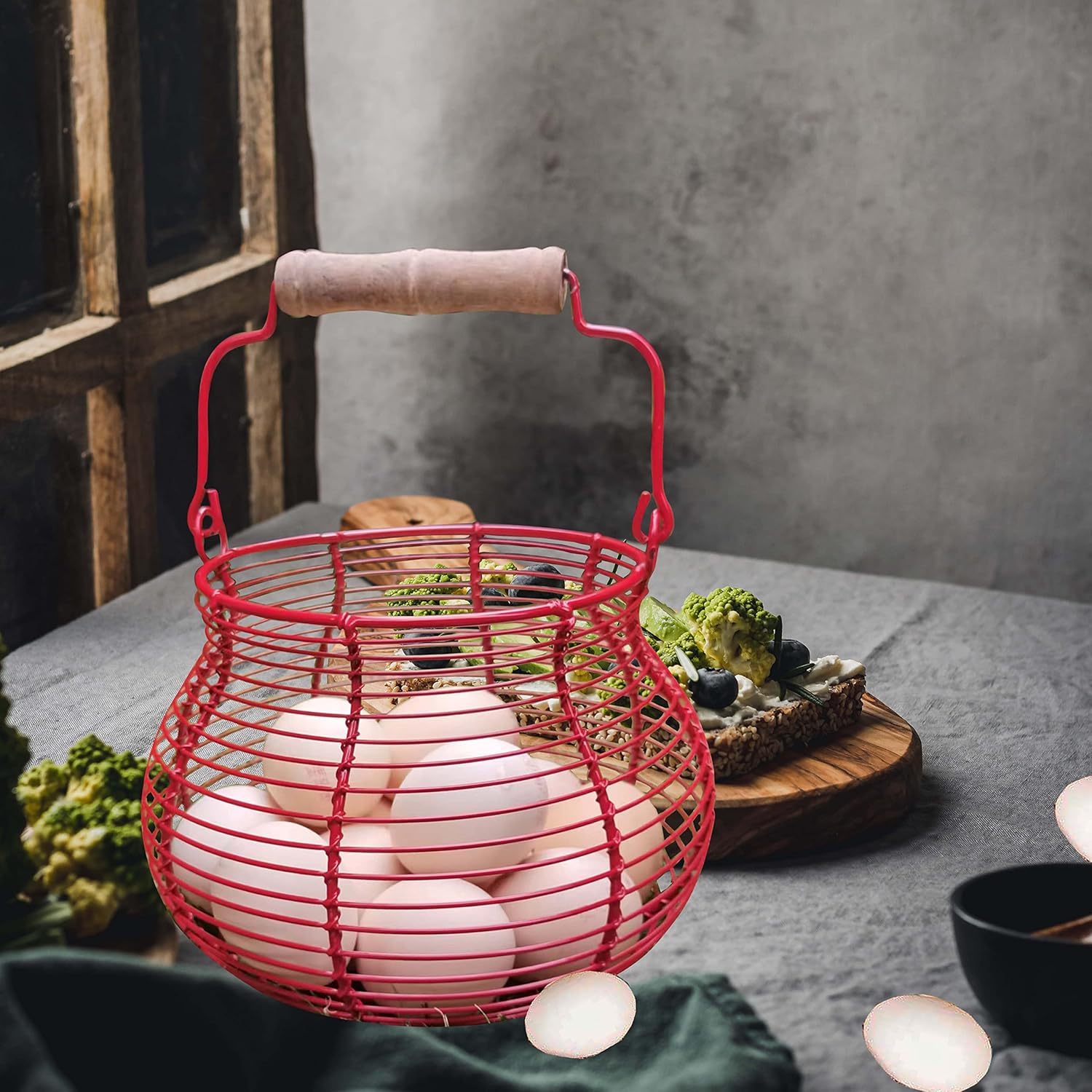 Cesta de huevos para recoger huevos frescos, cesta de recolección de huevos, color rojo, cesta redonda de alambre de metal de pollo para soporte de