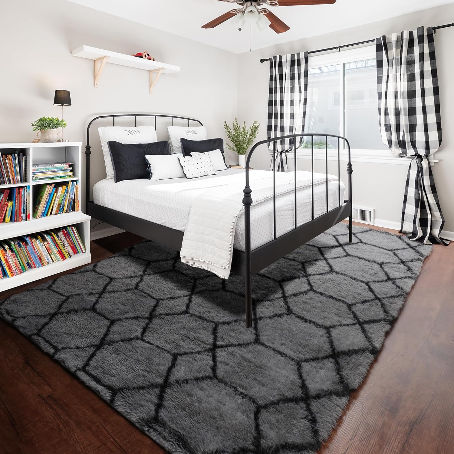 Alfombra grande y moderna para sala de estar, dormitorio, alfombra de suelo de 6 x 9 pies, alfombra gris y negra, alfombra geométrica marroquí para