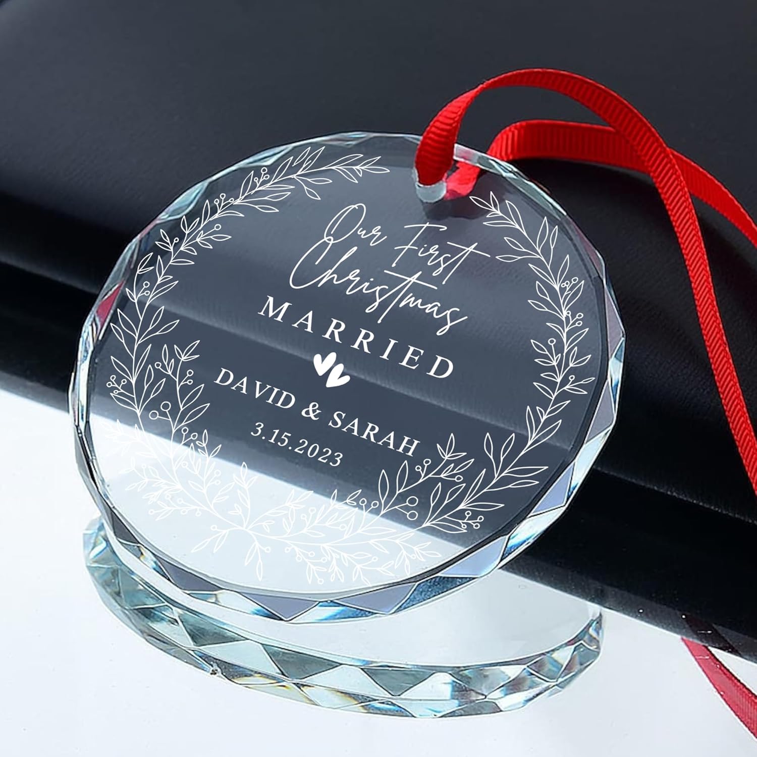 Adorno personalizado de cristal casado de nuestra primera Navidad  Decoración de boda 2023, regalos de despedida de soltera, regalos de boda para