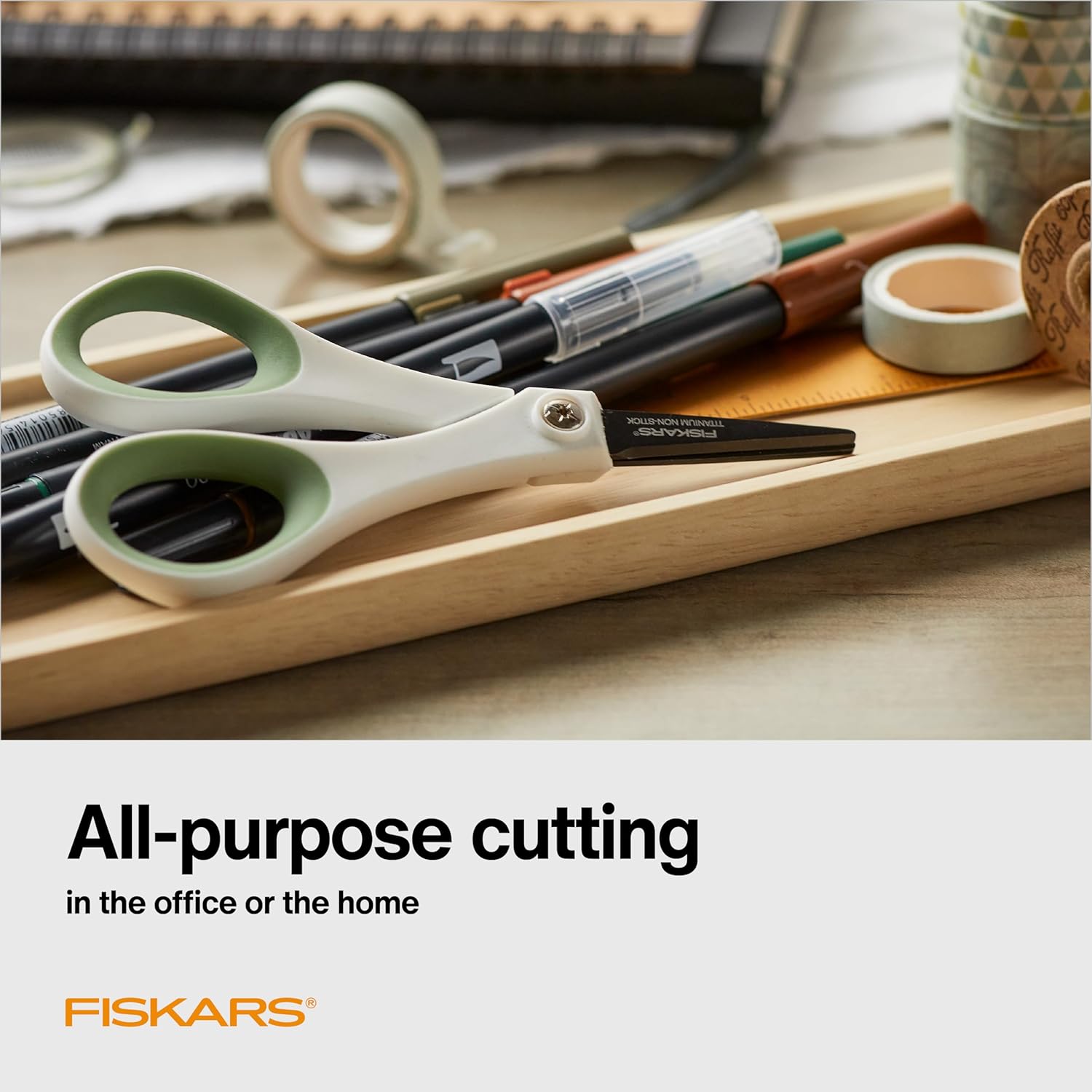 Fiskars Tijeras de titanio antiadherentes Everyday Softgrip (8 pulgadas), 2 unidades, helecho forestal
