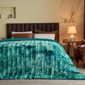 NEWCOSPLAY Manta de piel sintética súper suave, tamaño Queen, teñido anudado, color verde azulado claro, manta cálida de felpa para sofá y cama NEWCOSPLAY Manta de piel sintética súper suave, tamaño Queen, teñido anudado, color verde azulado claro, manta cálida de felpa para sofá y cama