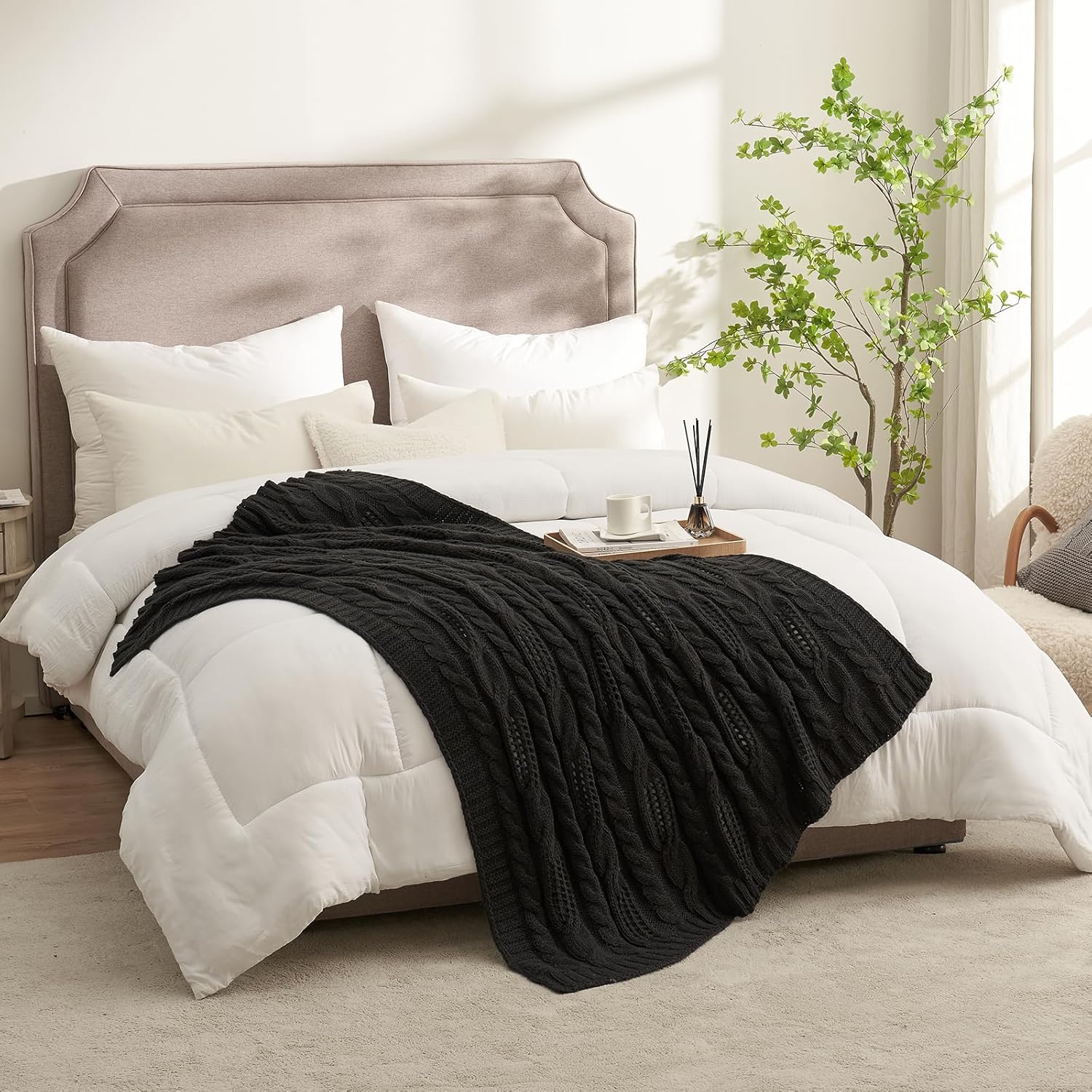 Amélie Home Manta negra para sofá, manta de punto trenzado hueco, suave, acogedora, ligera y transpirable, decorativa de primavera para sofá,