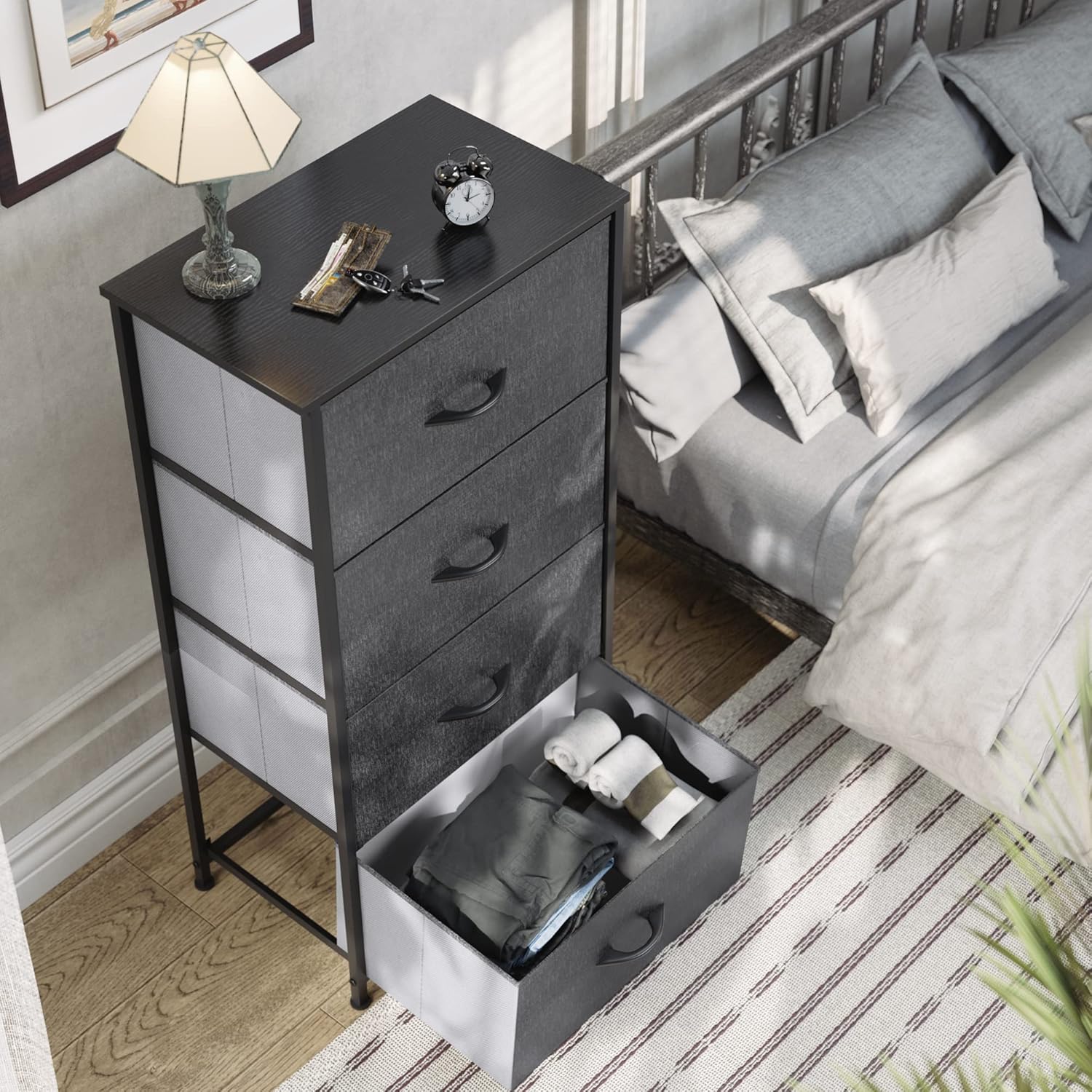YITAHOME Torre de almacenamiento con 4 cajones, cómoda de tela, unidad organizadora para dormitorio, sala de estar, armarios y guardería, marco de
