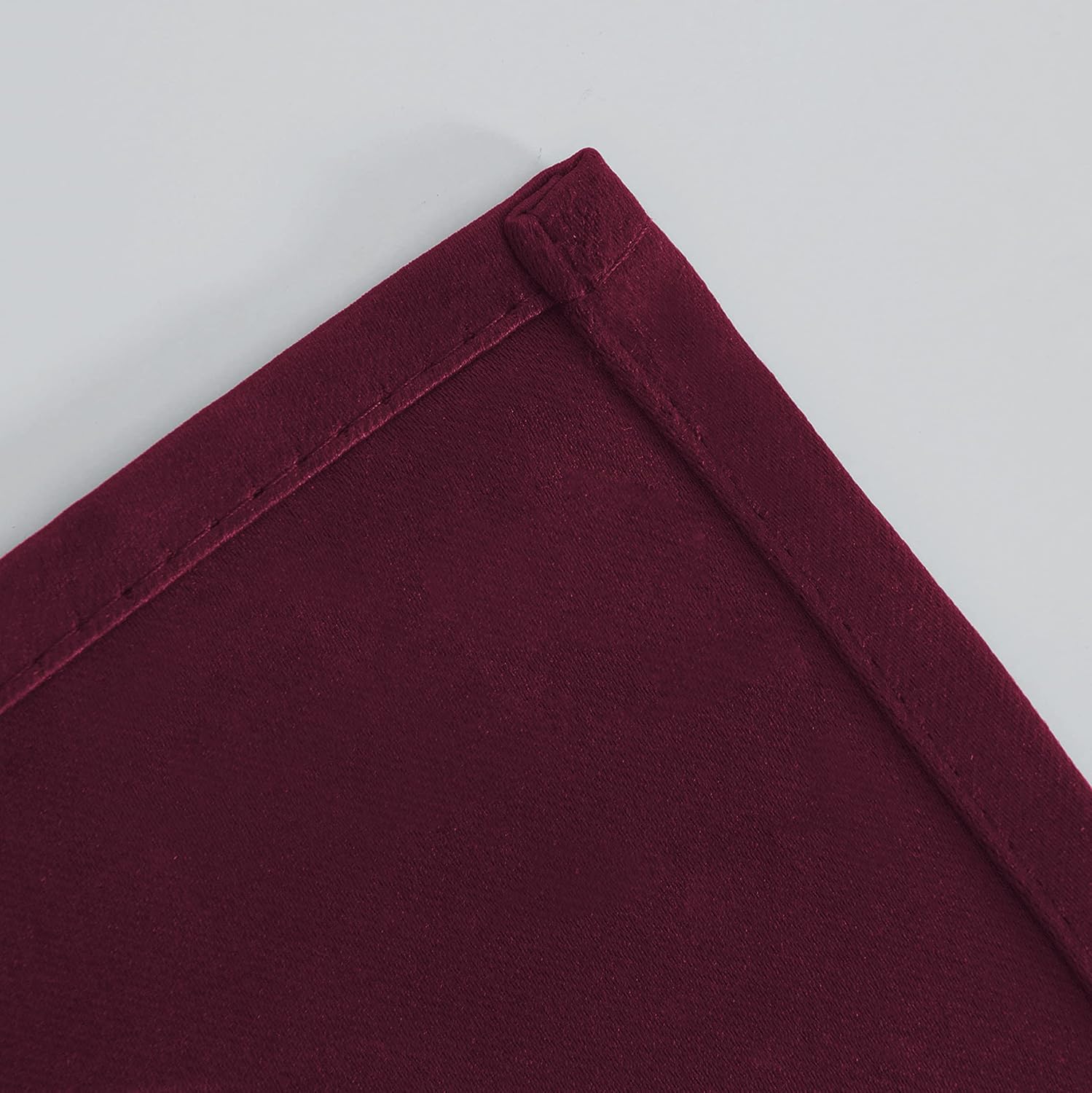 LEMOMO Cortinas opacas de 52 x 84 pulgadas, juego de 2 paneles de cortinas con aislamiento térmico para oscurecer la habitación, cortinas para